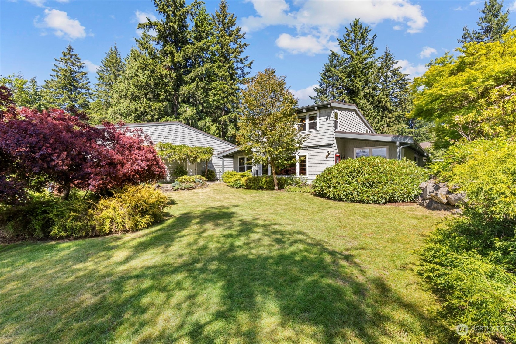 1753 NW Kekamek Drive