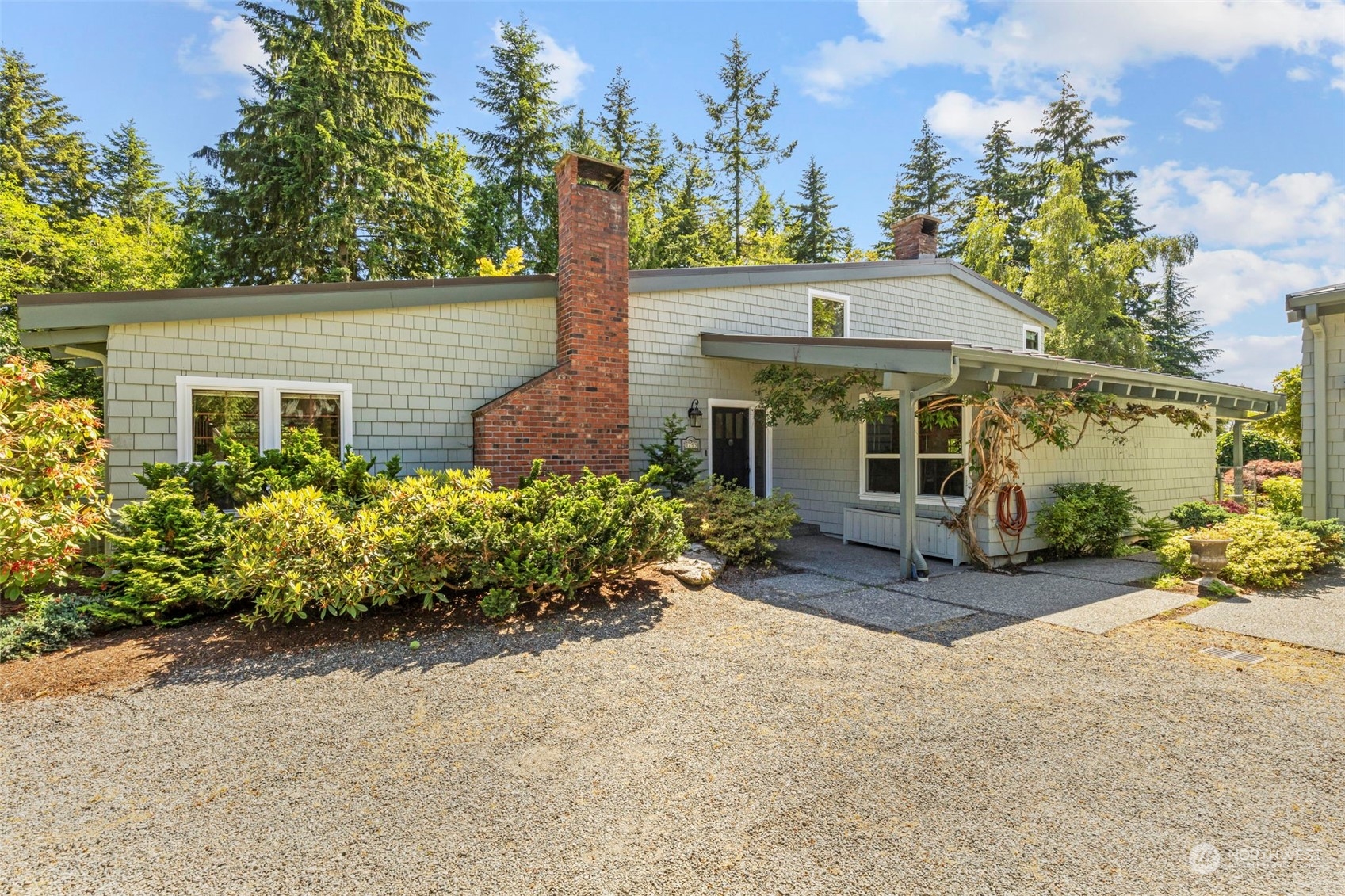 1753 NW Kekamek Drive