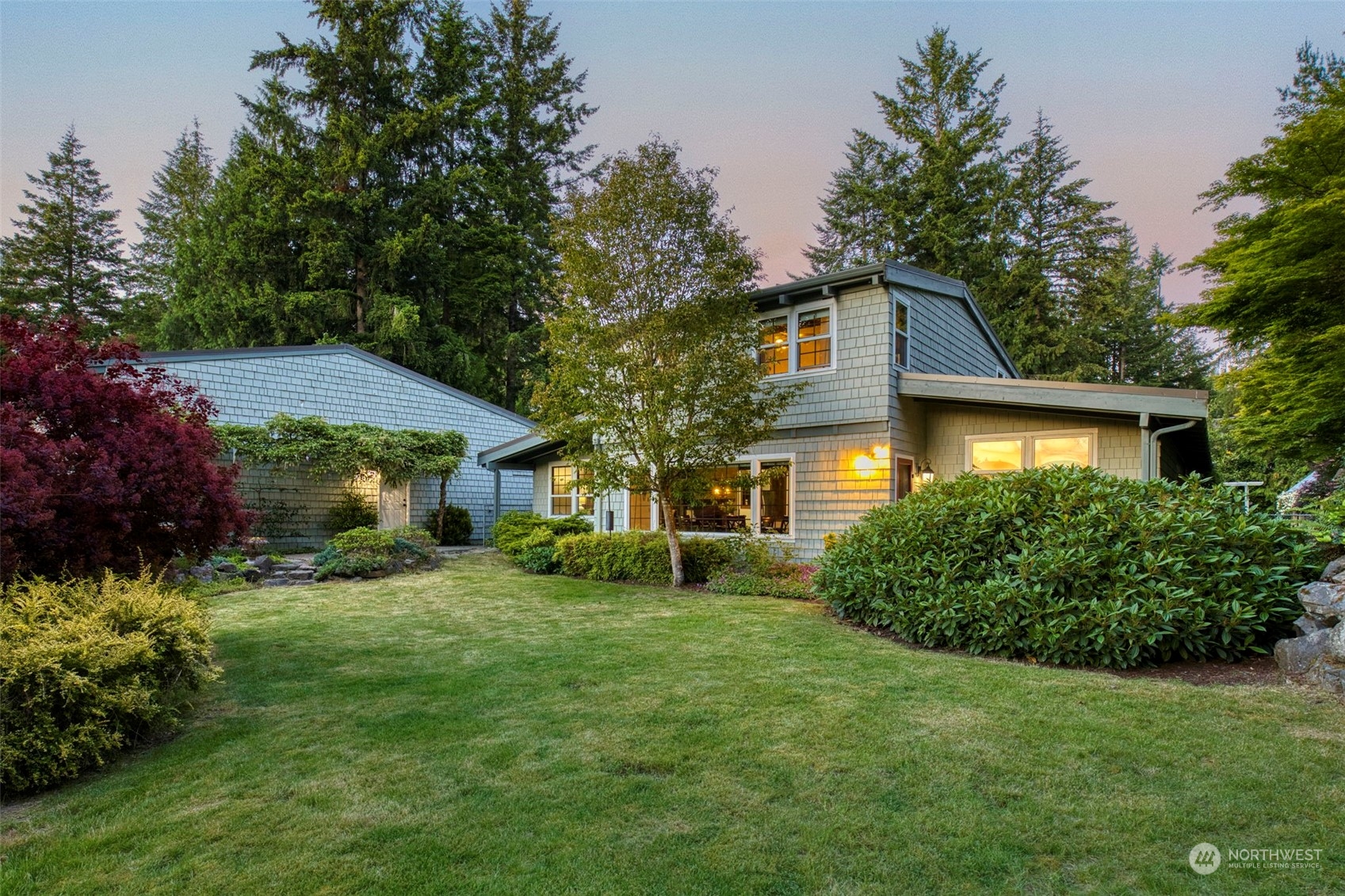 1753 NW Kekamek Drive