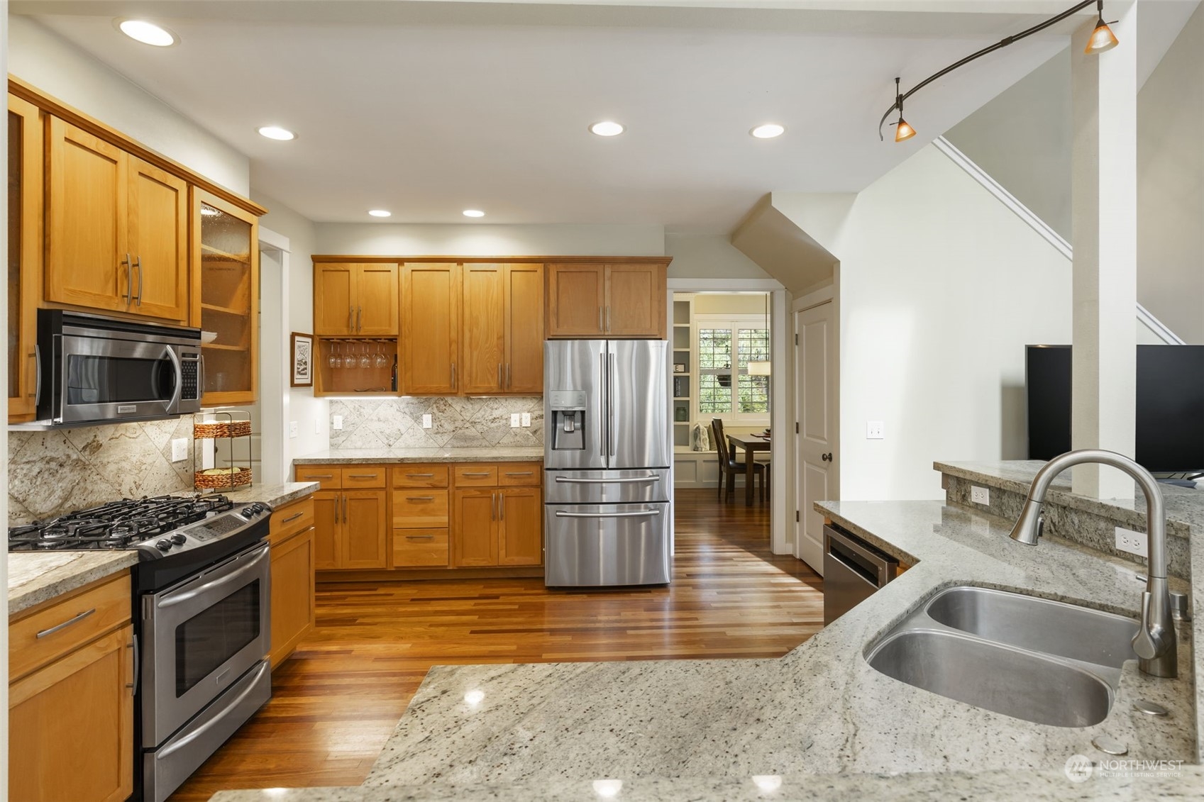 1527 NW Mushroom Lane