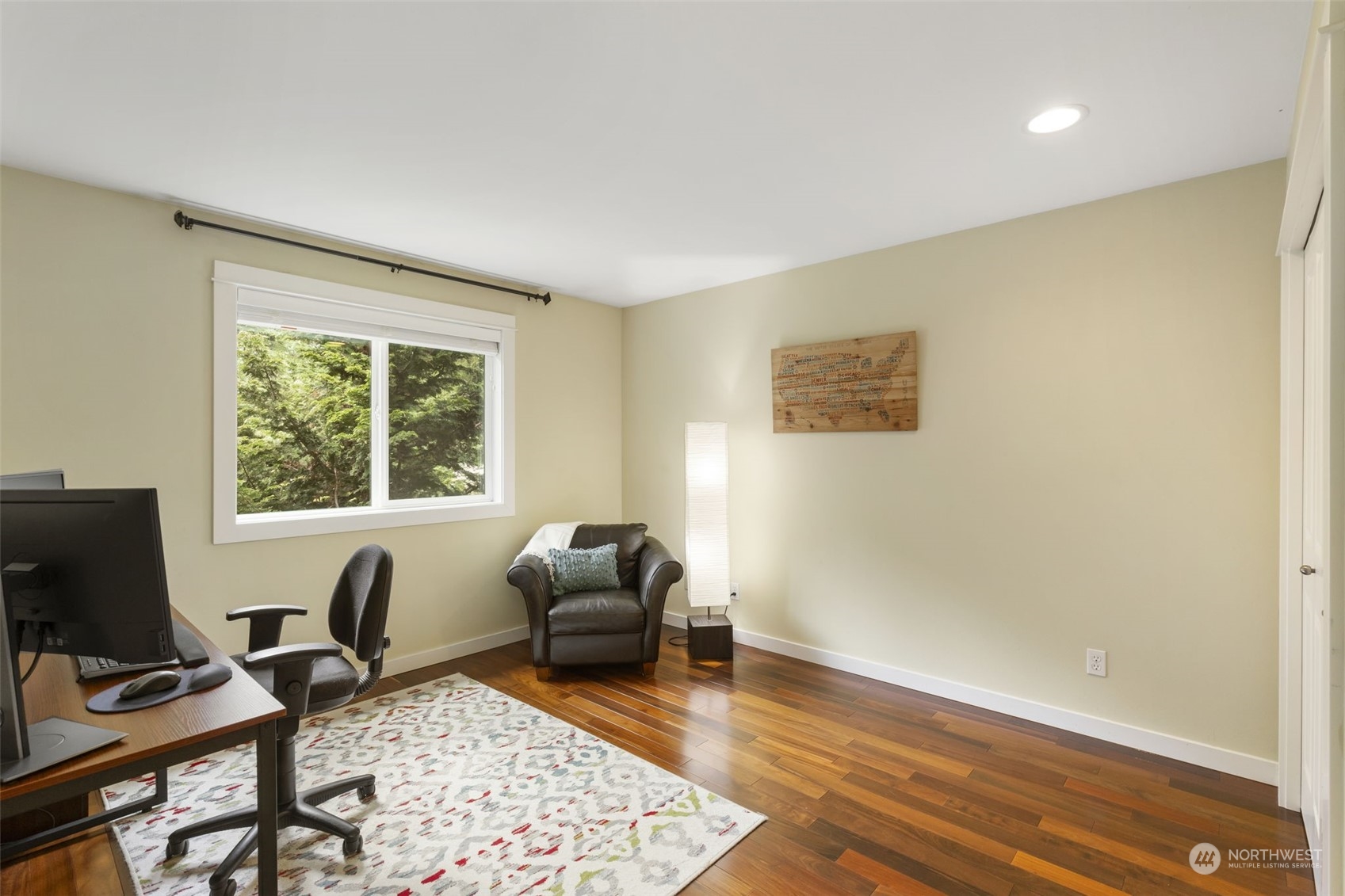 1527 NW Mushroom Lane