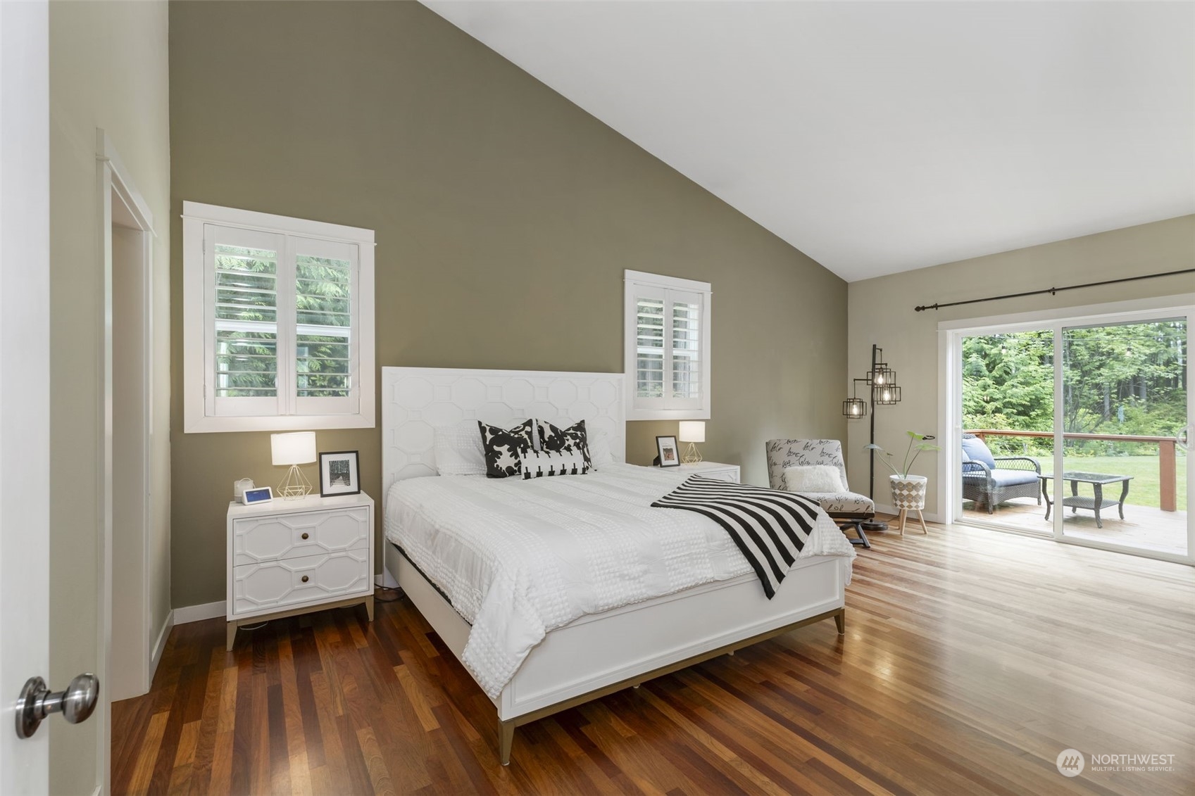 1527 NW Mushroom Lane