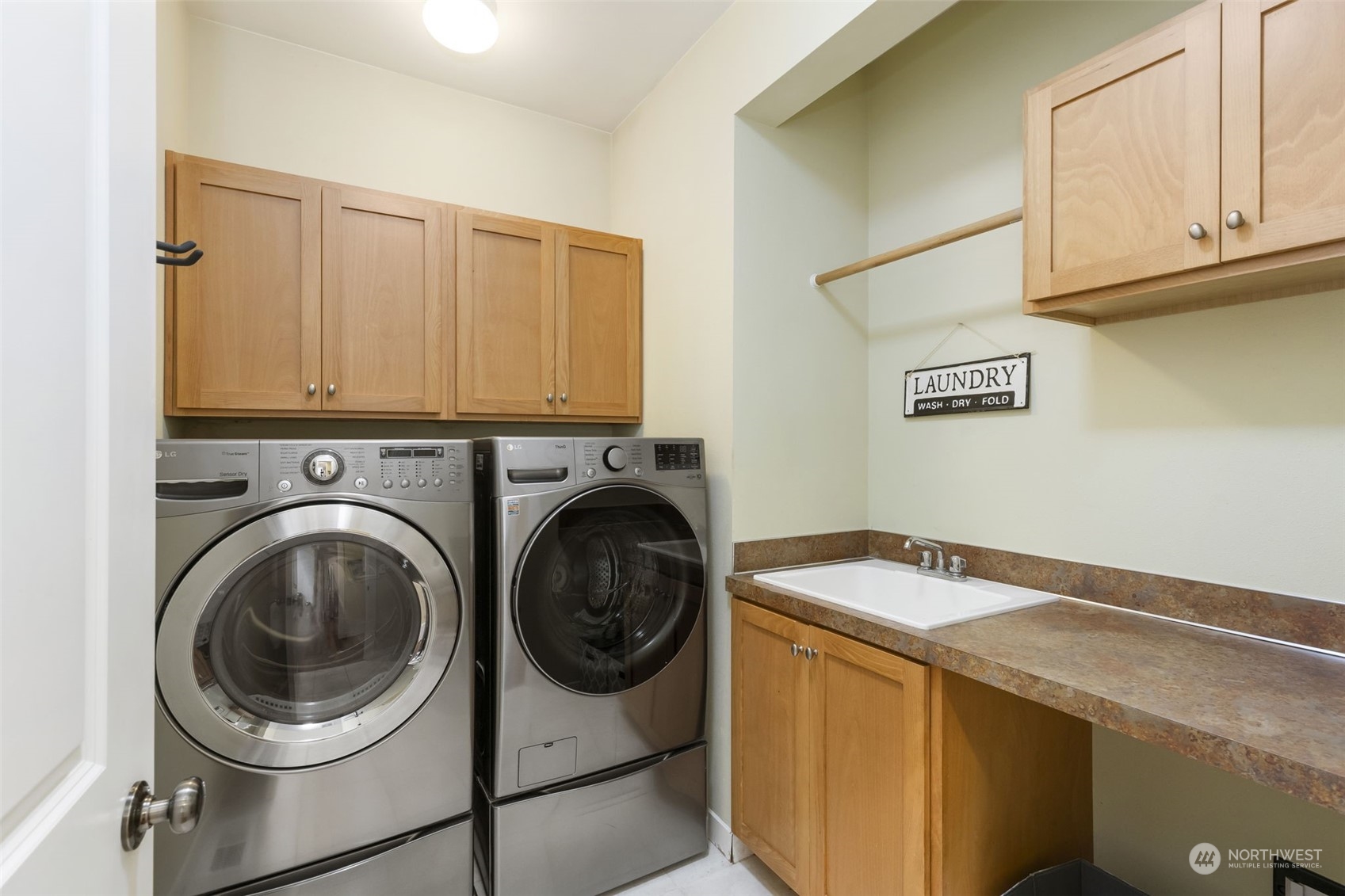 1527 NW Mushroom Lane