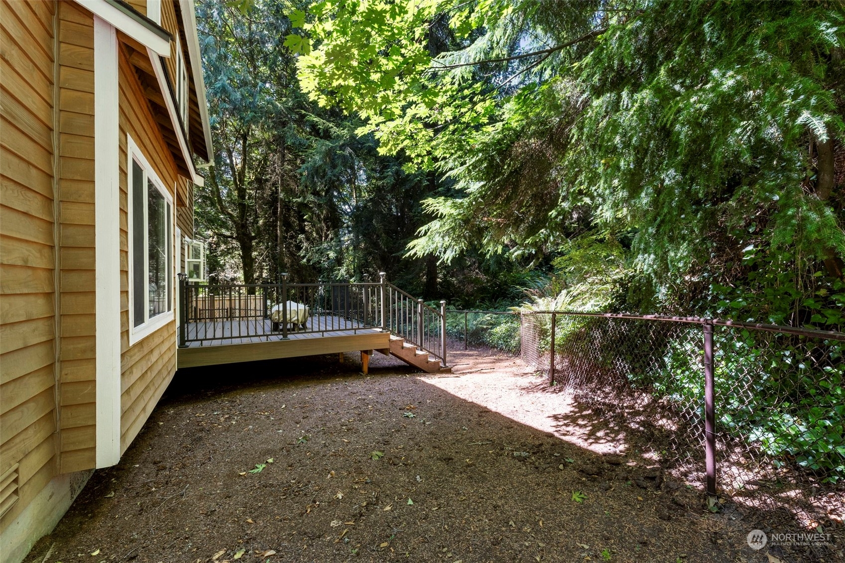 20281 Indianola Road NE