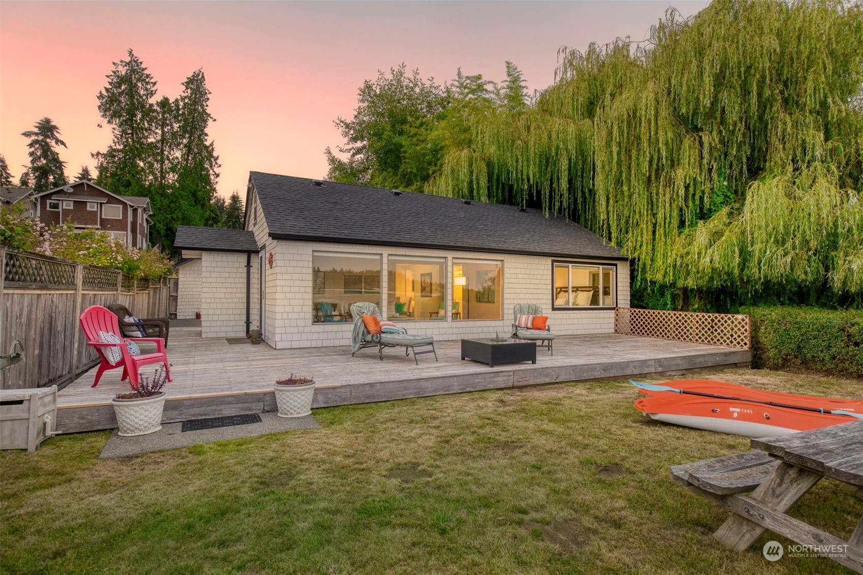 10819 NE West Kingston Road