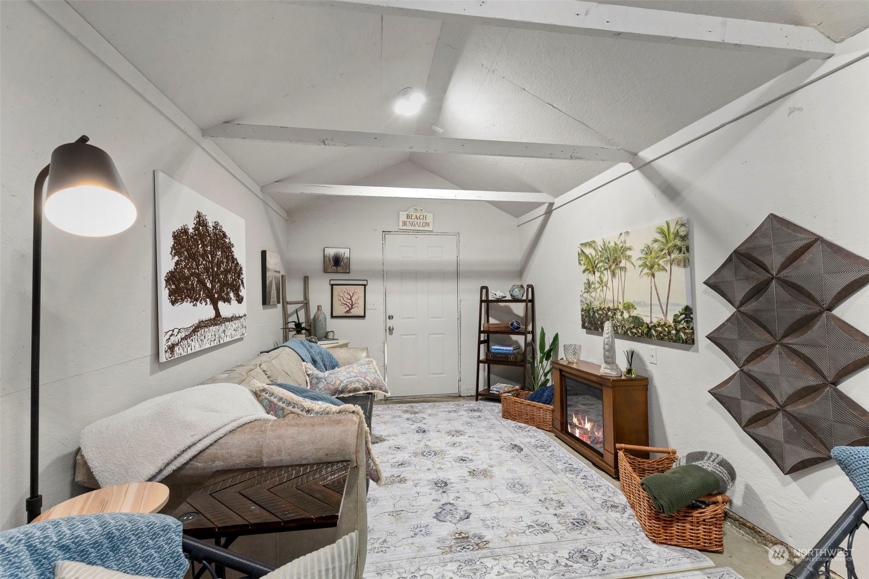 10819 NE West Kingston Road