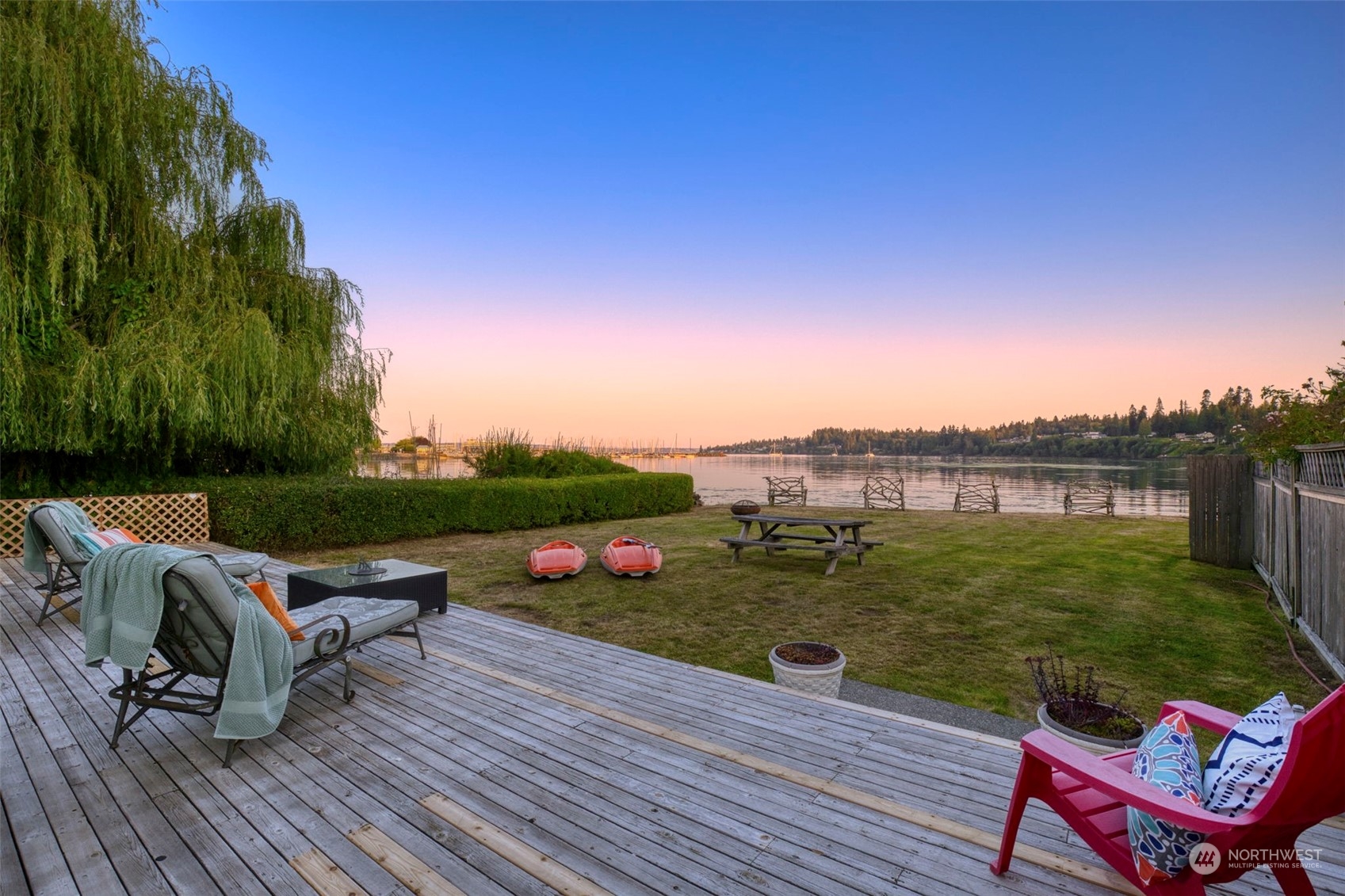 10819 NE West Kingston Road