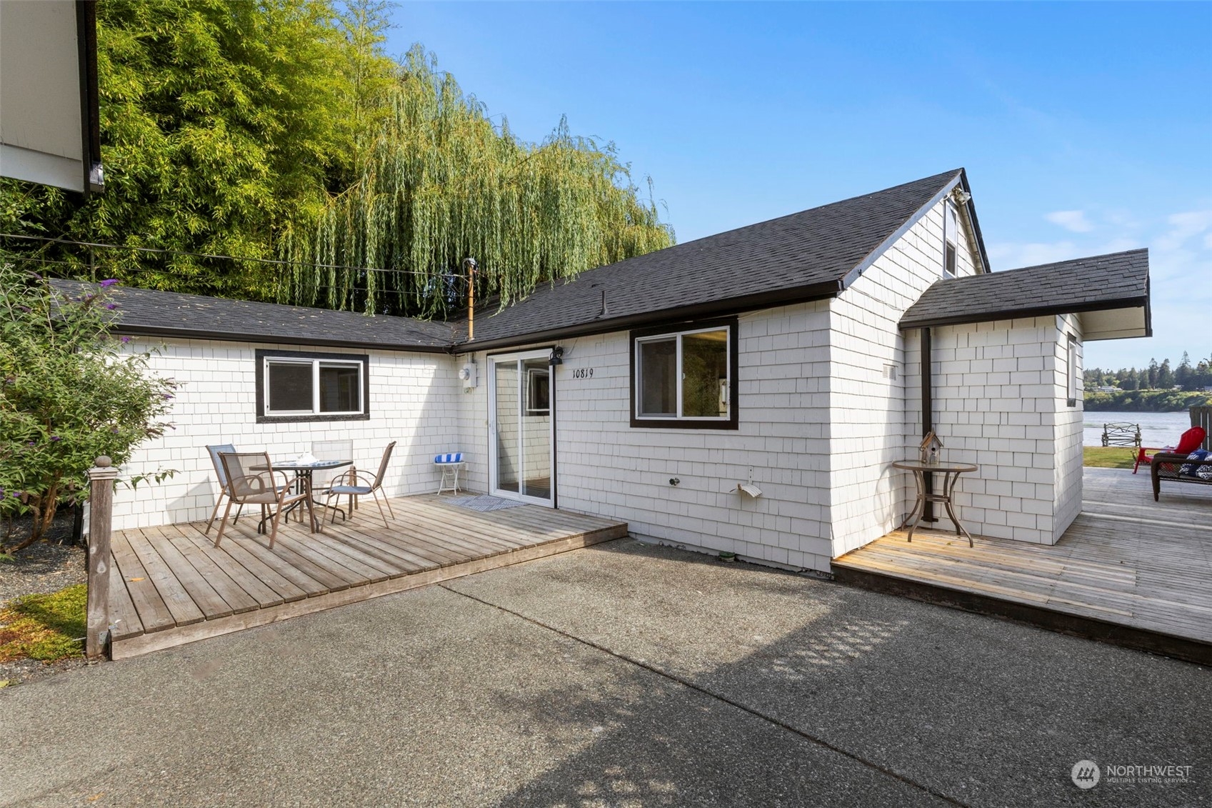 10819 NE West Kingston Road