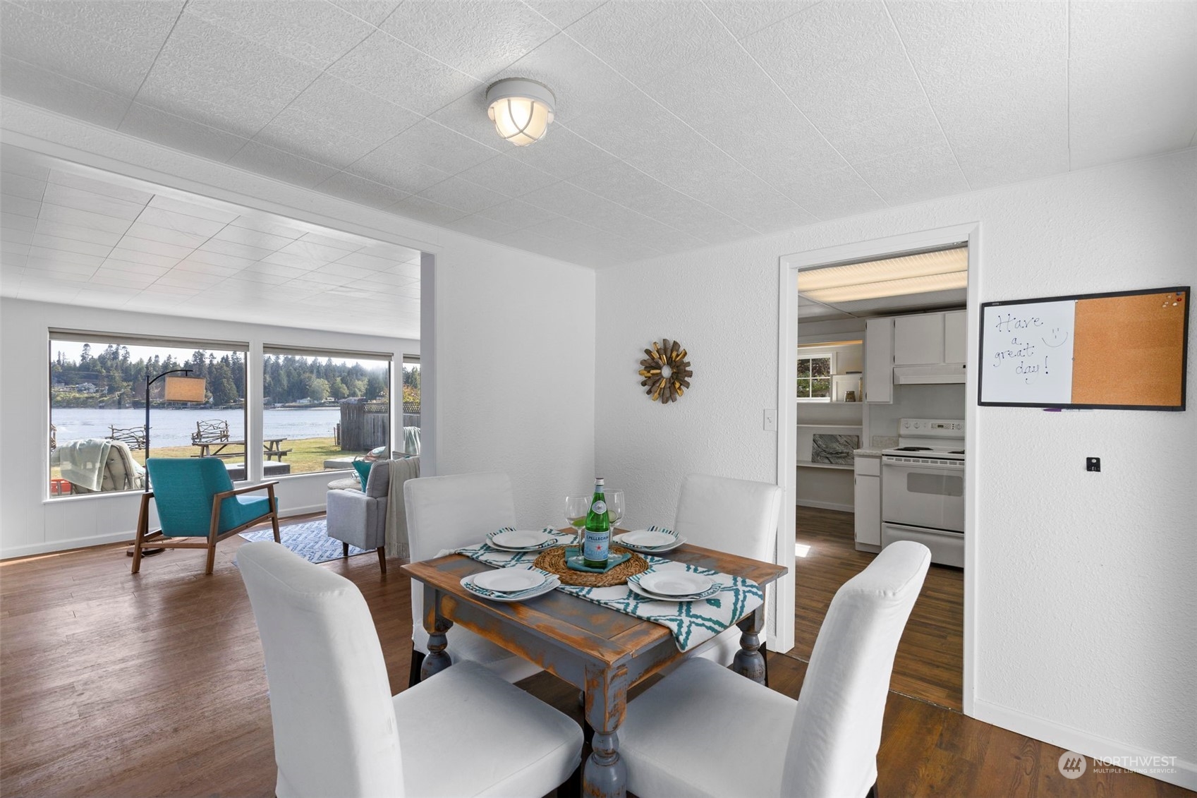 10819 NE West Kingston Road