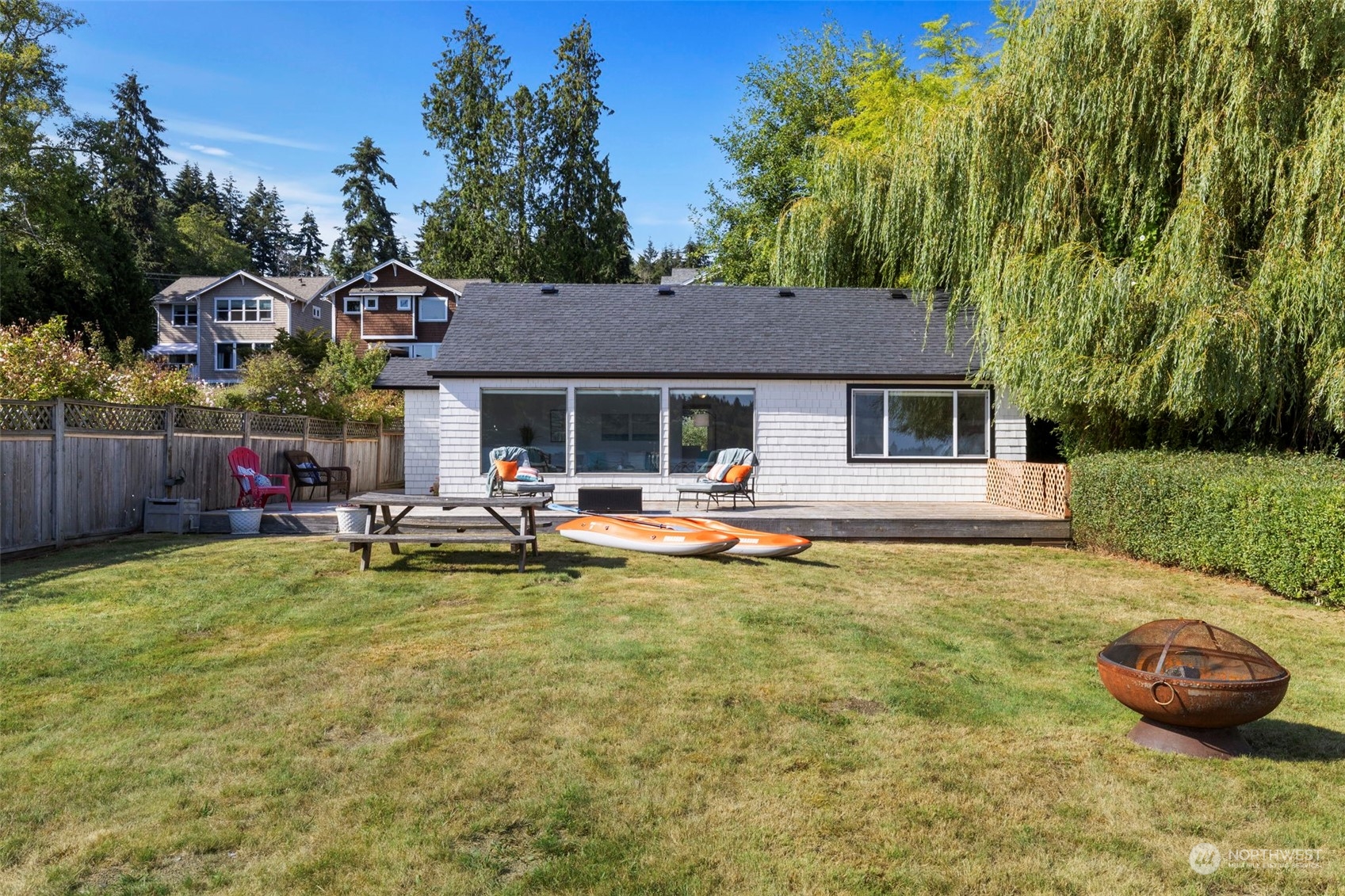 10819 NE West Kingston Road