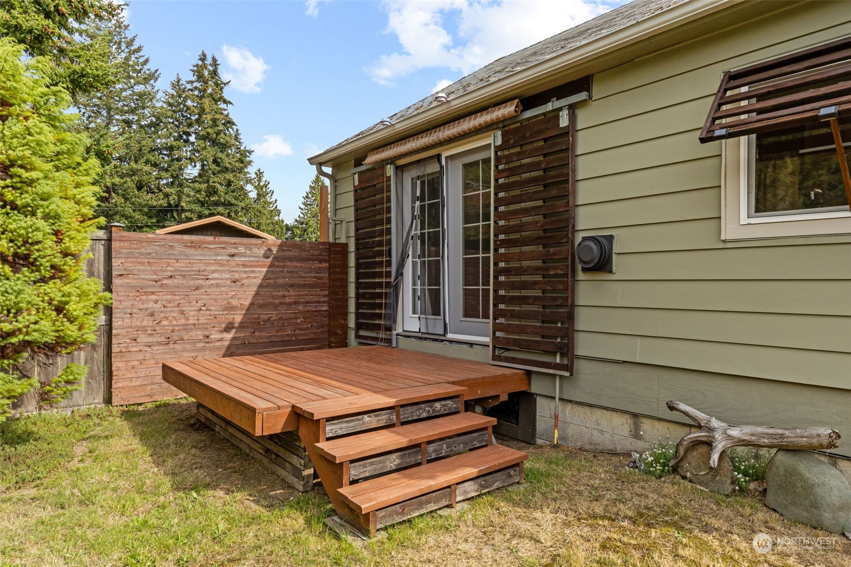 2450 Rocky Point Road NW