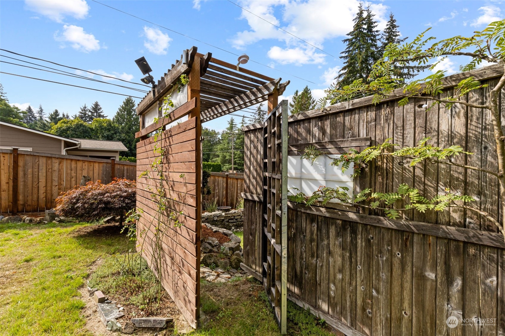 2450 Rocky Point Road NW