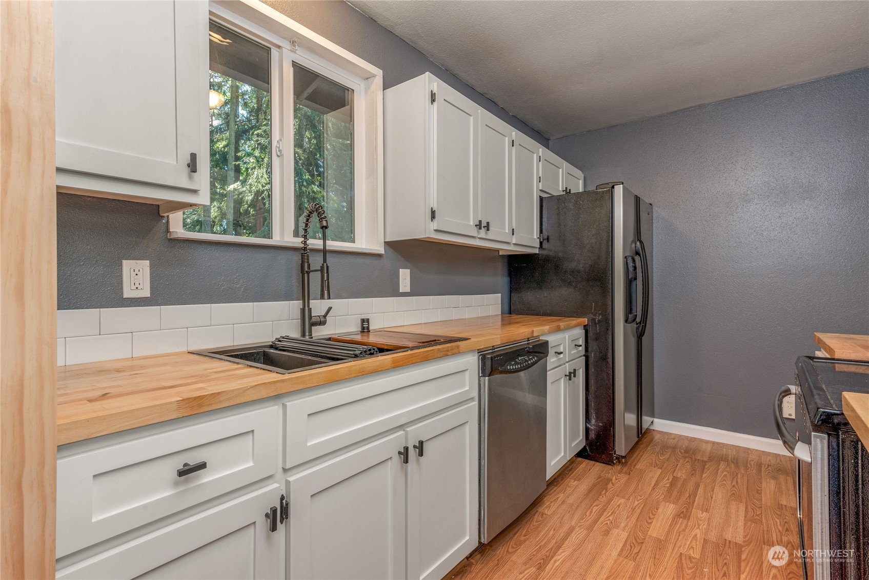 7637 Harbor View Drive