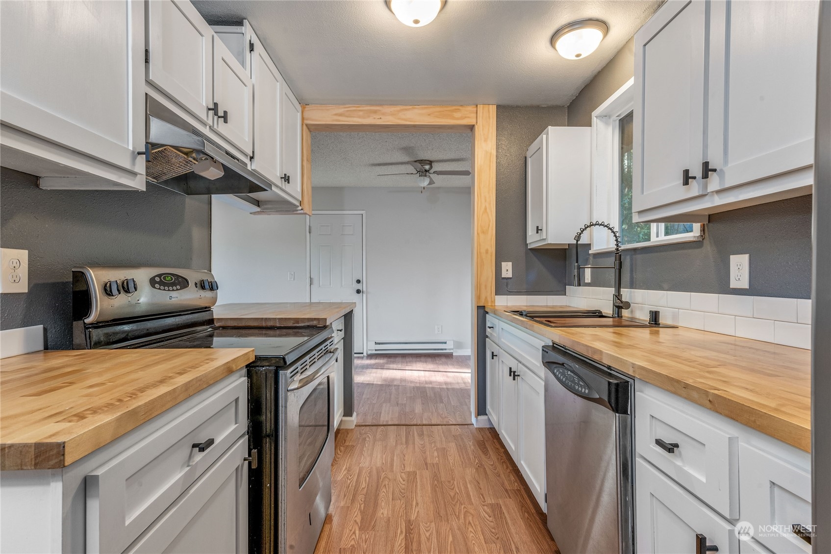 7637 Harbor View Drive