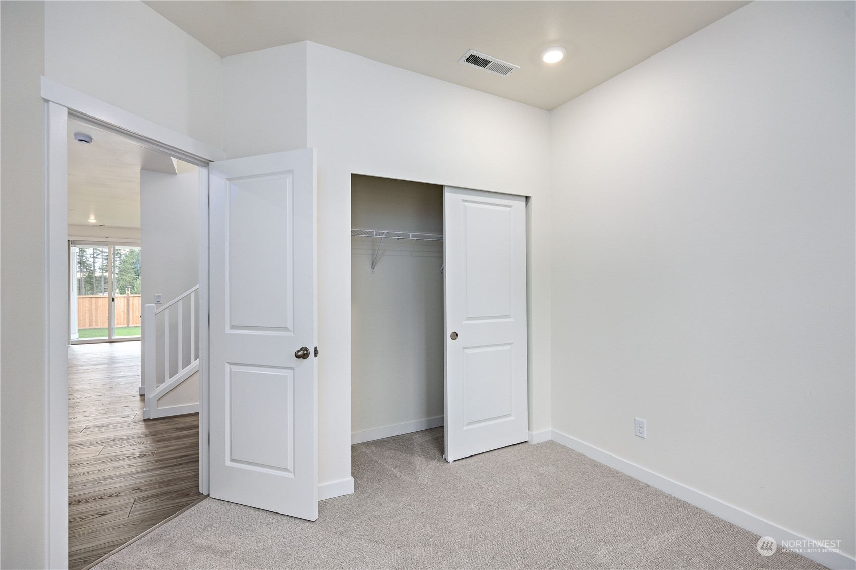 1939 NW Meadowview Drive Unit: 39