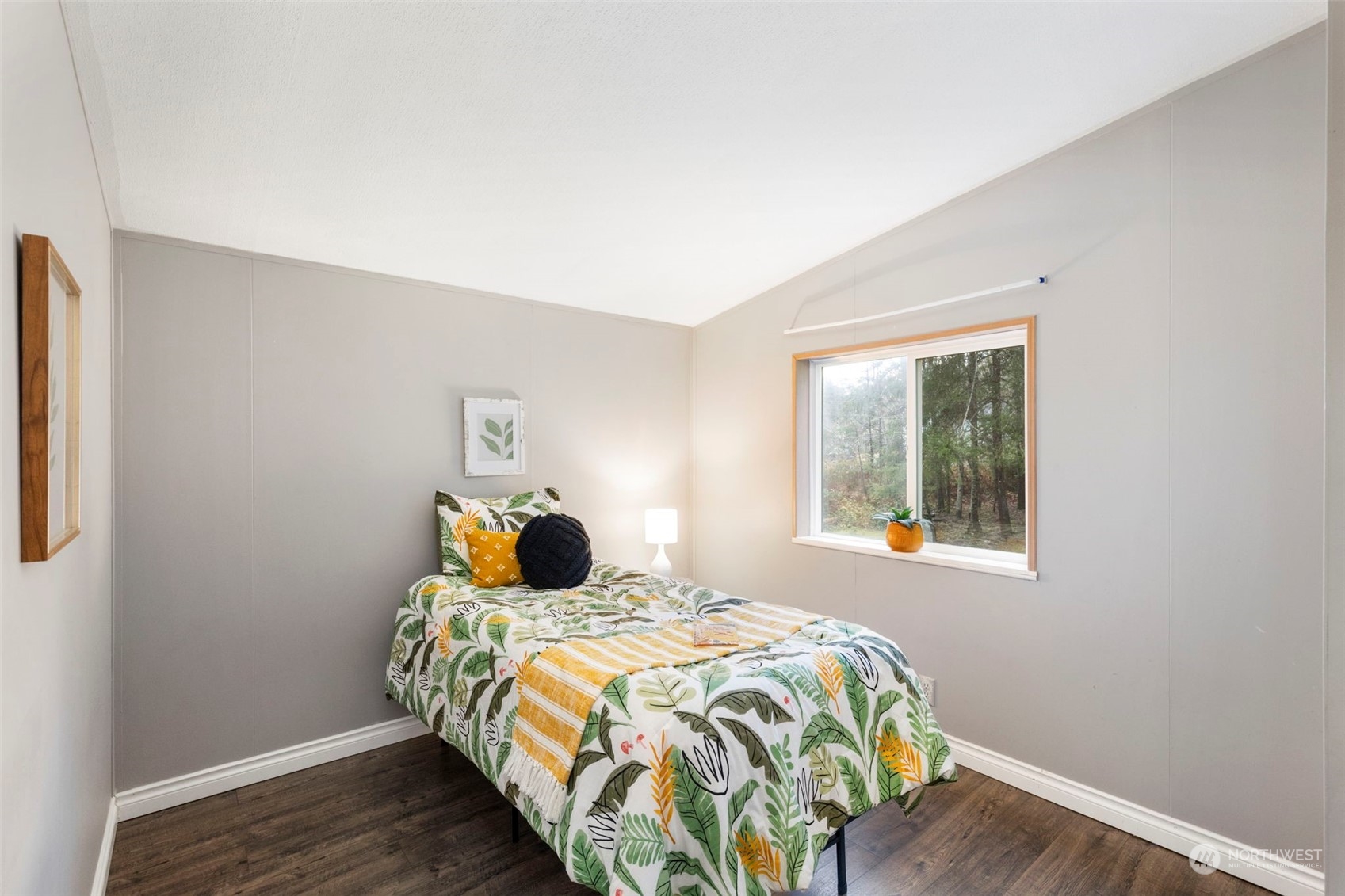 470 E Gills Cove Drive