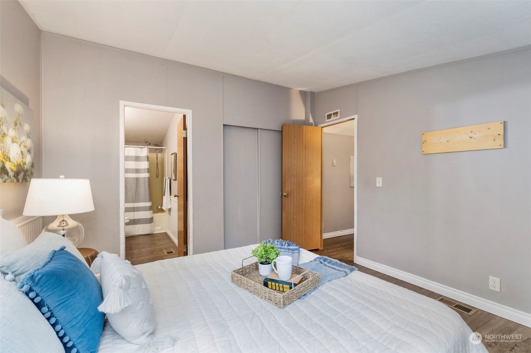 470 E Gills Cove Drive