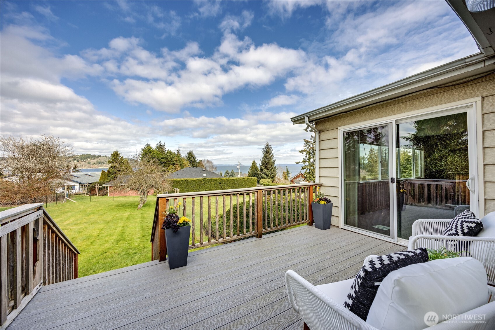 12190 NE Jefferson Point Road