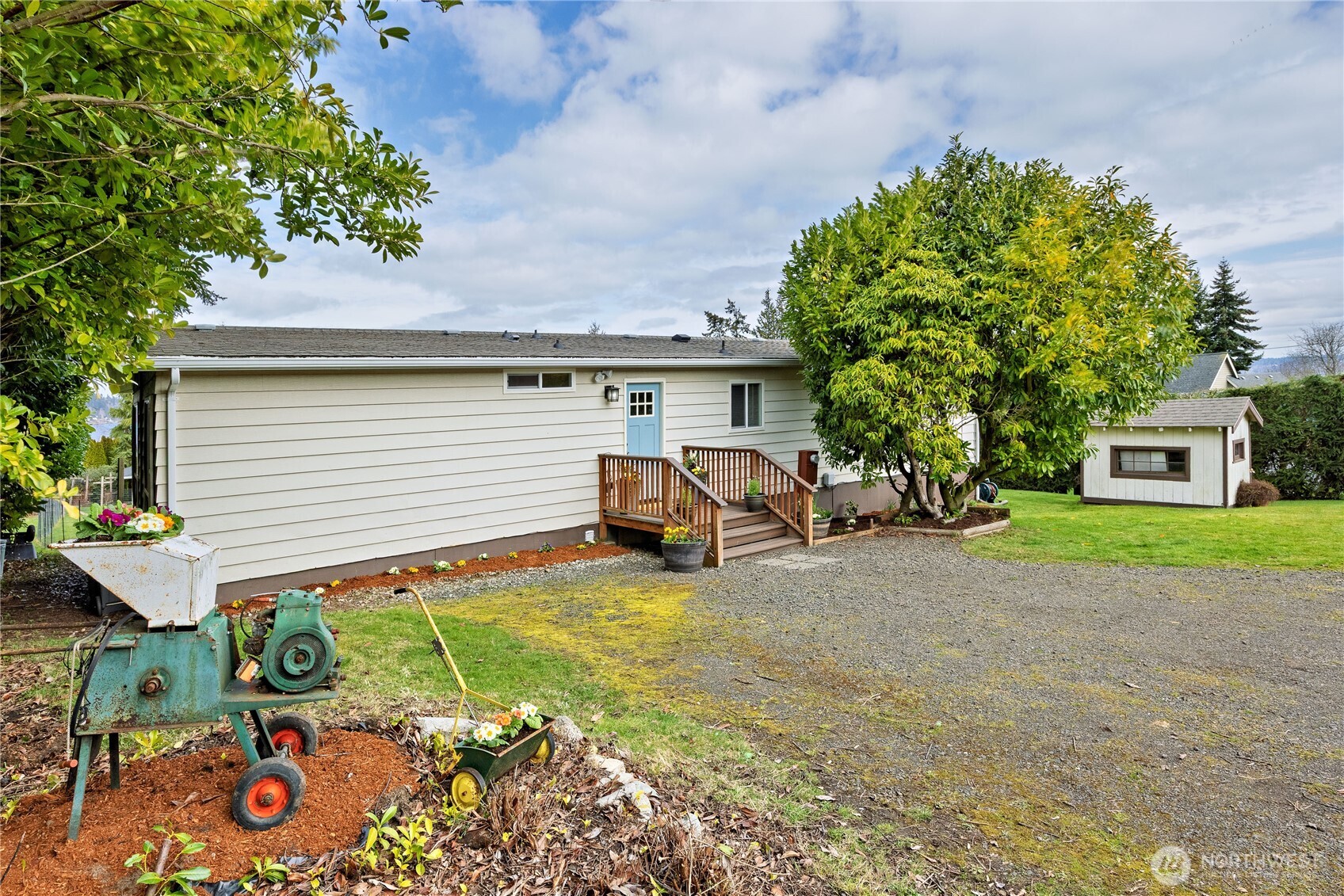 12190 NE Jefferson Point Road