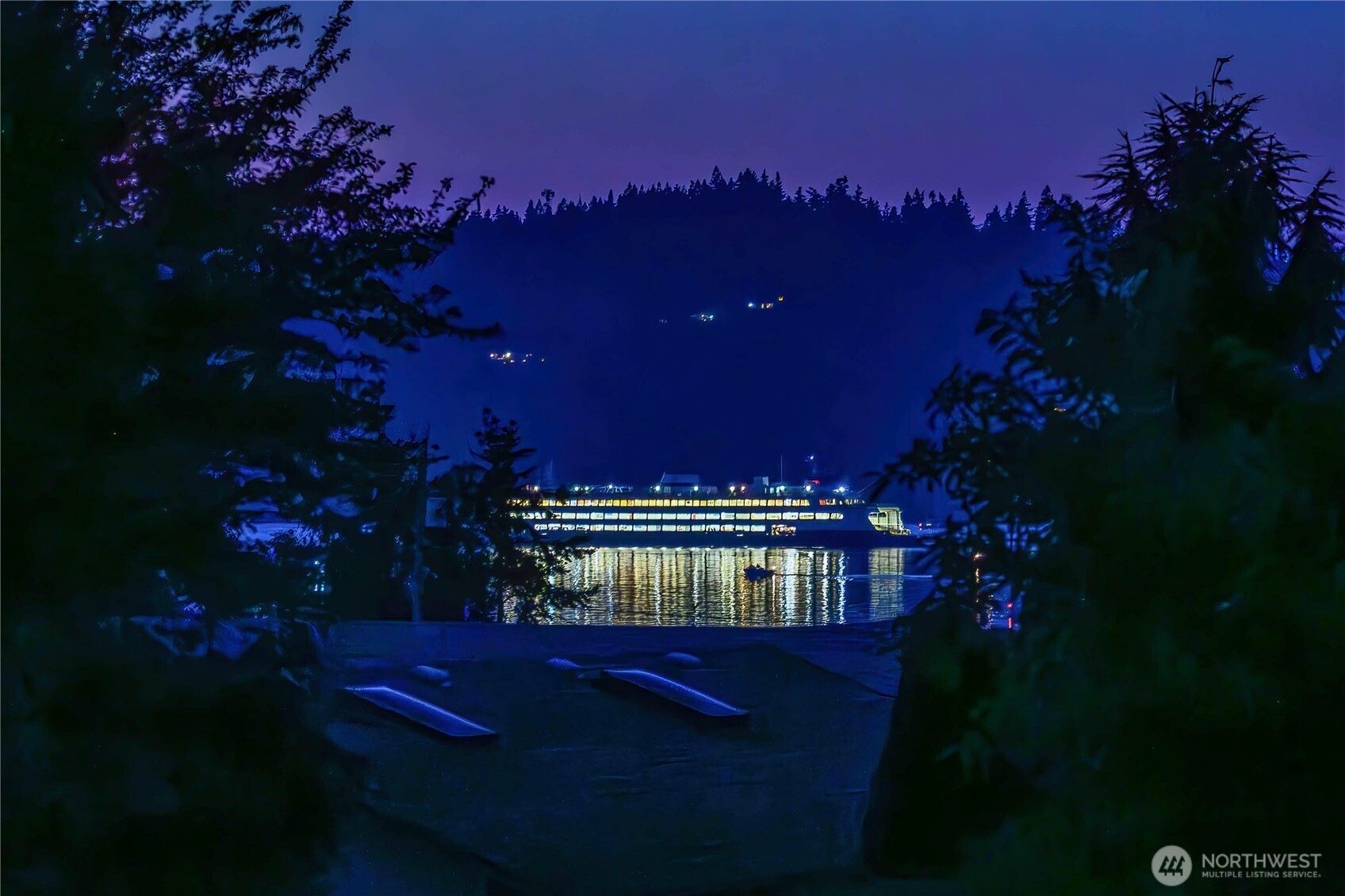 12190 NE Jefferson Point Road