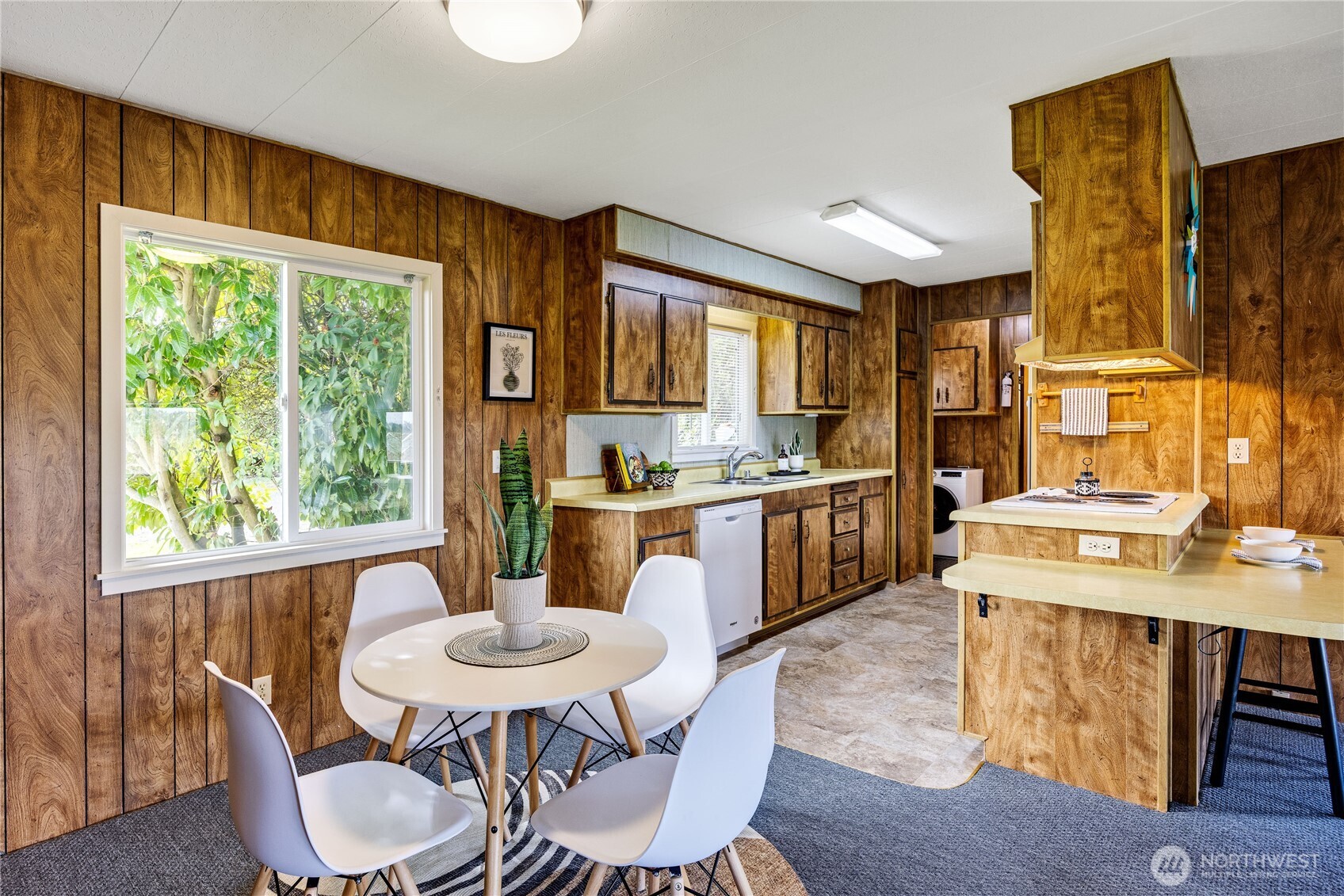 12190 NE Jefferson Point Road