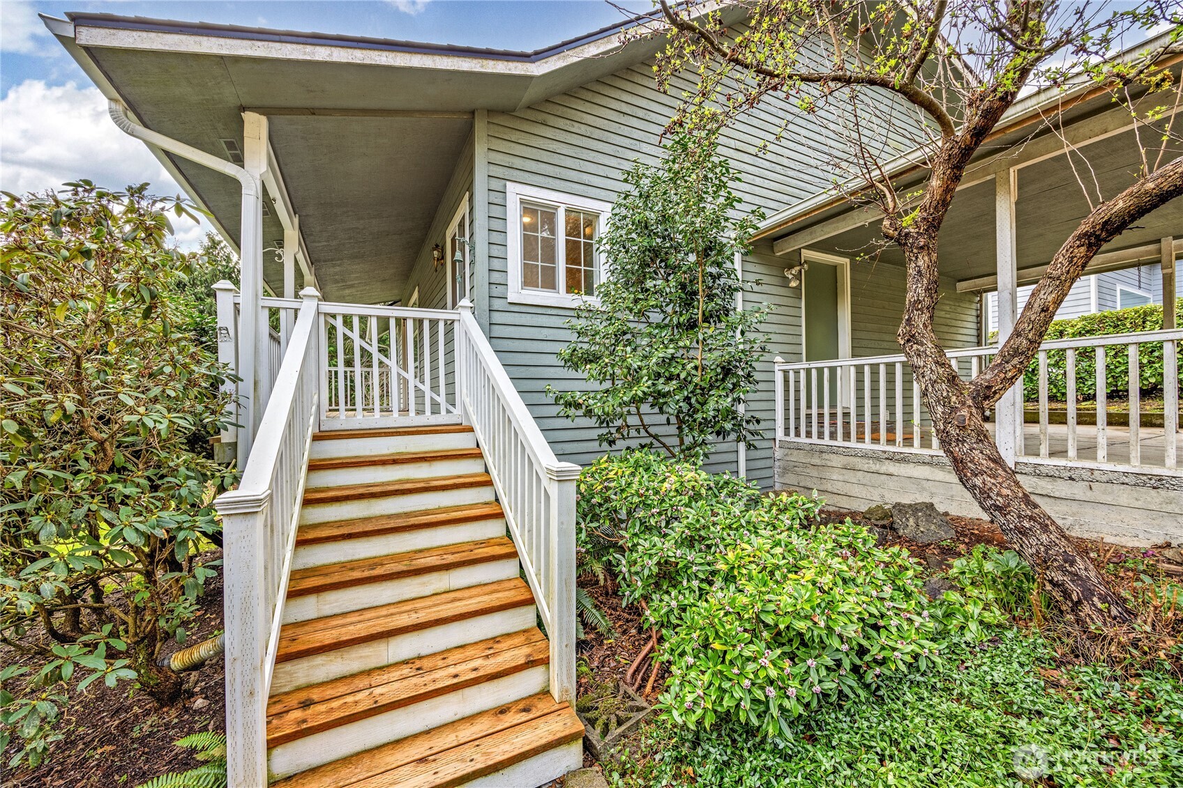 8099 NE Evergreen Avenue