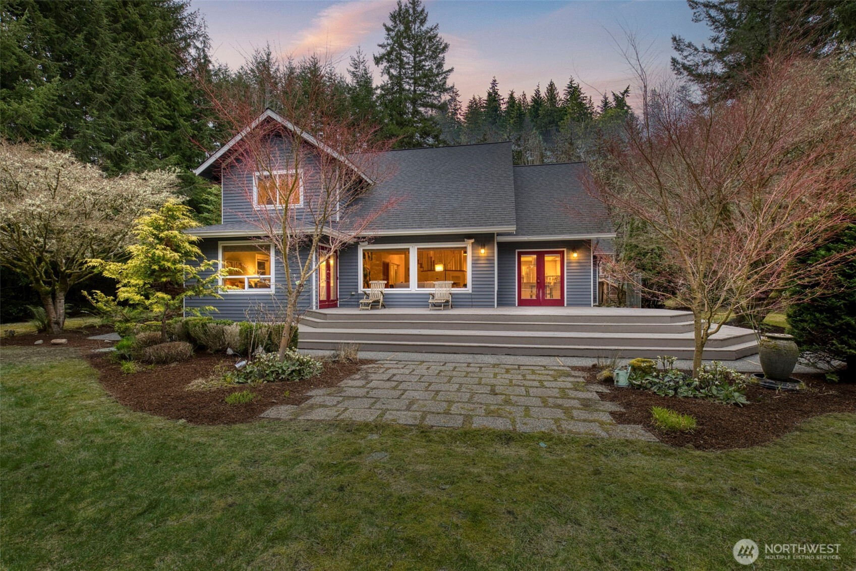 22789 South Kingston Road NE