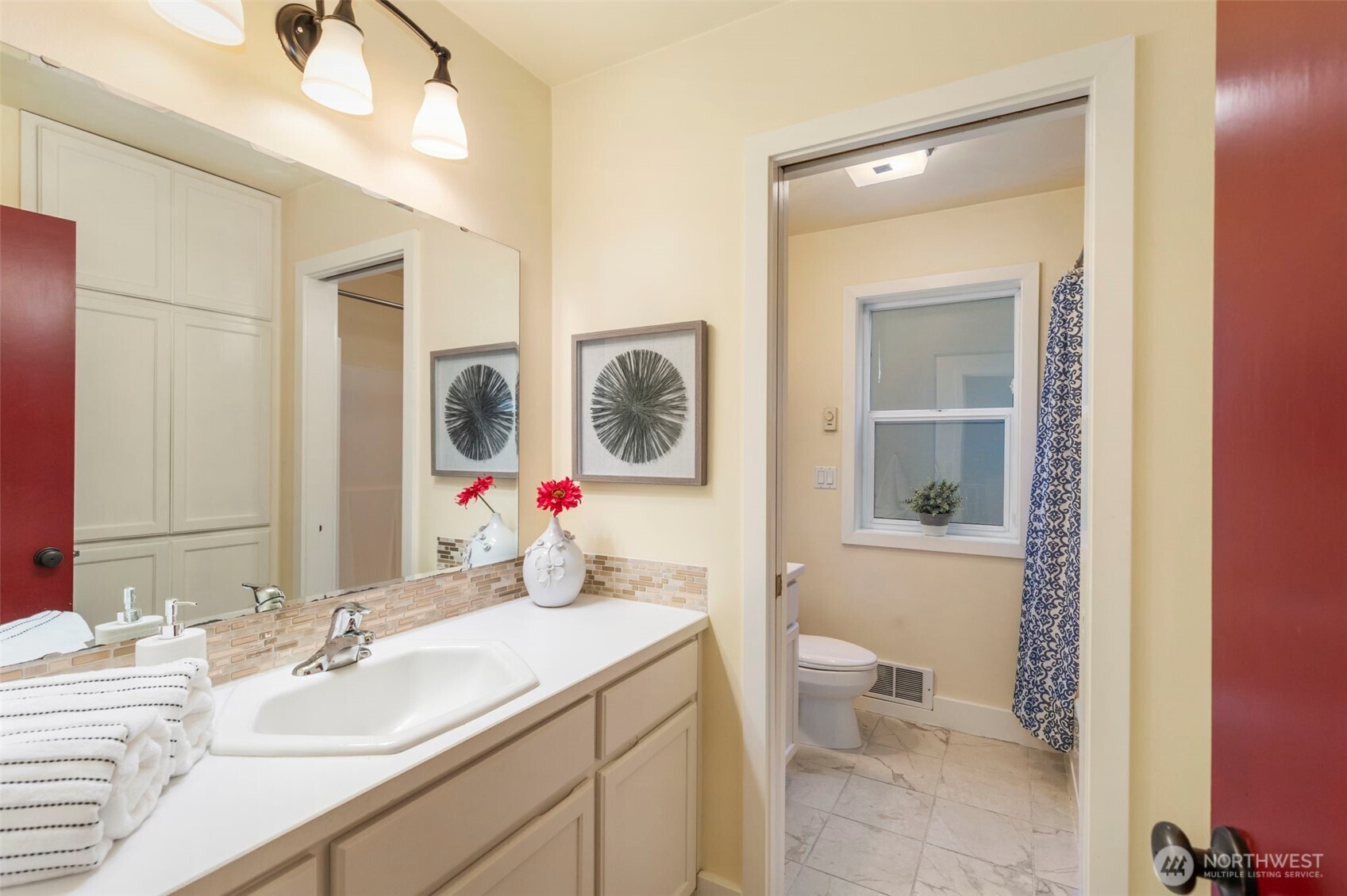 22789 South Kingston Road NE