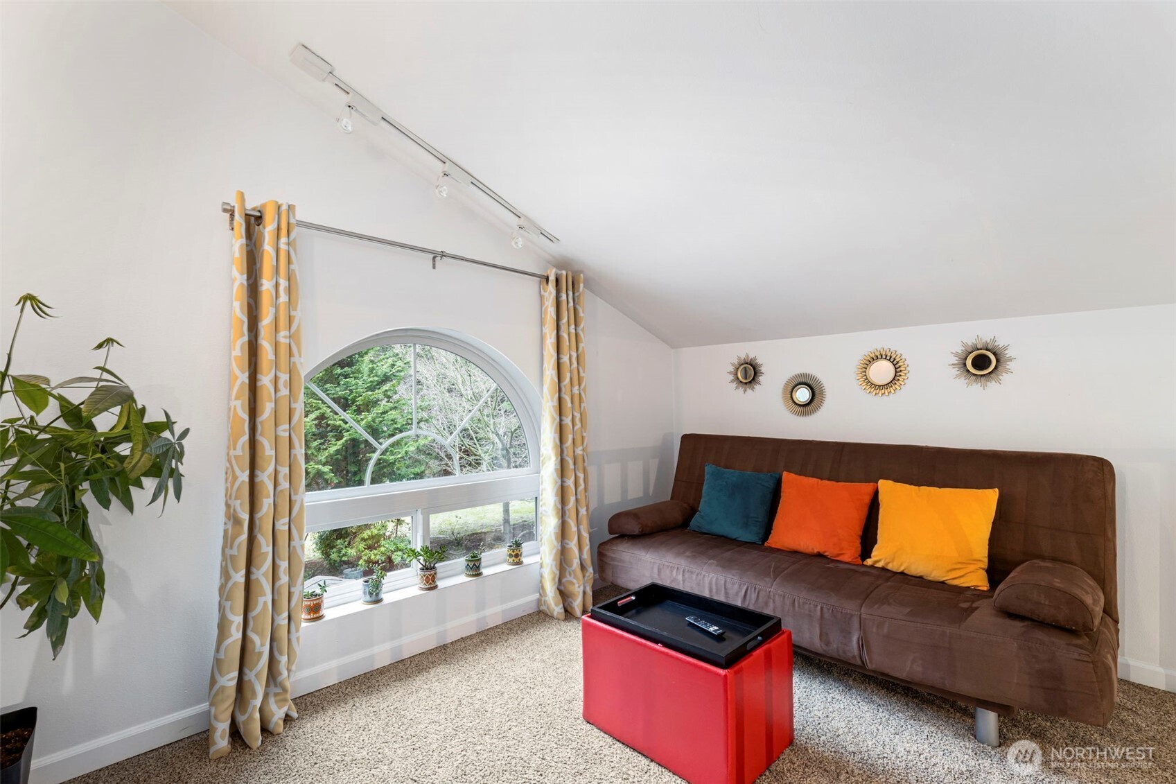 22789 South Kingston Road NE