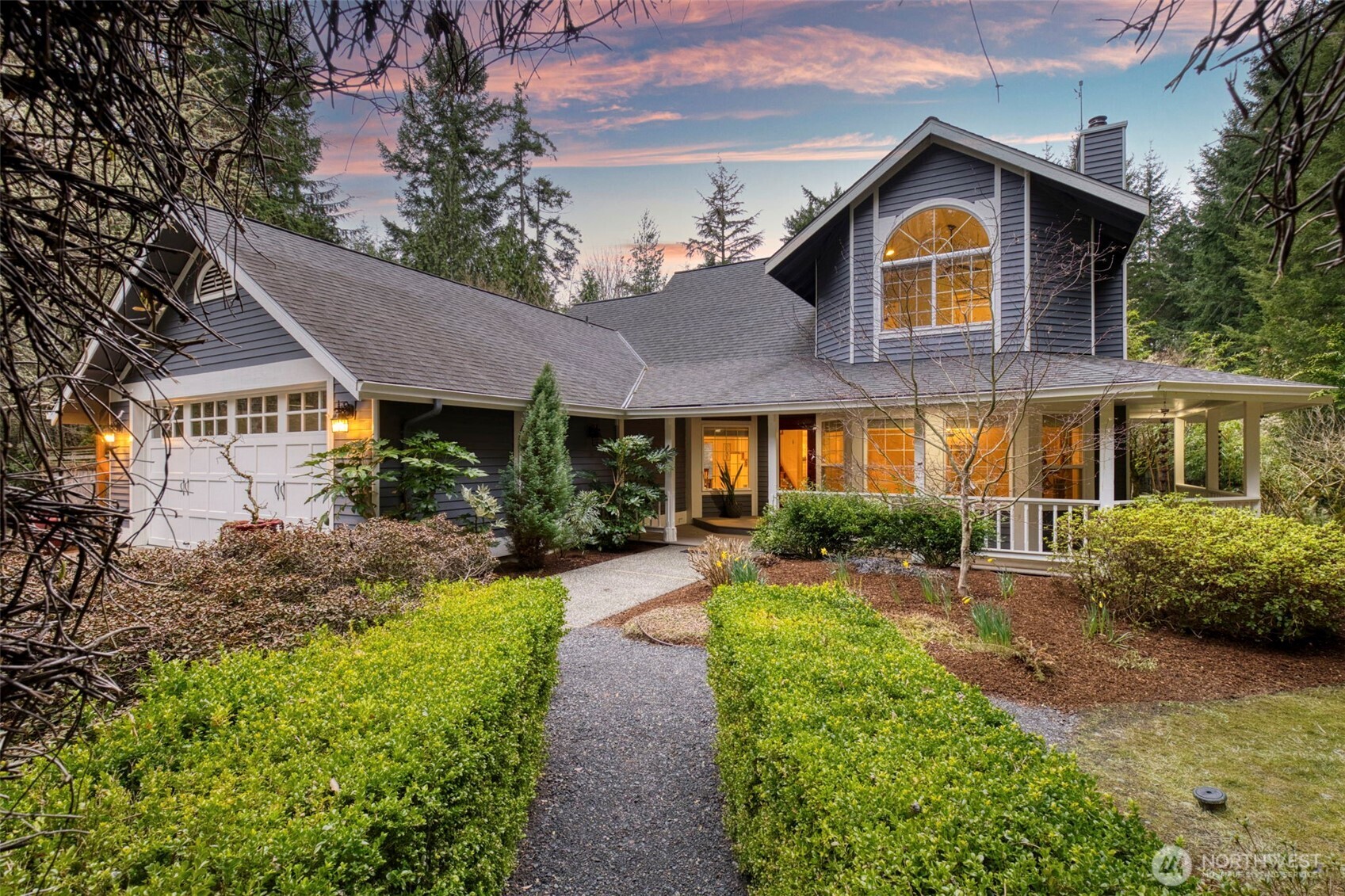 22789 South Kingston Road NE