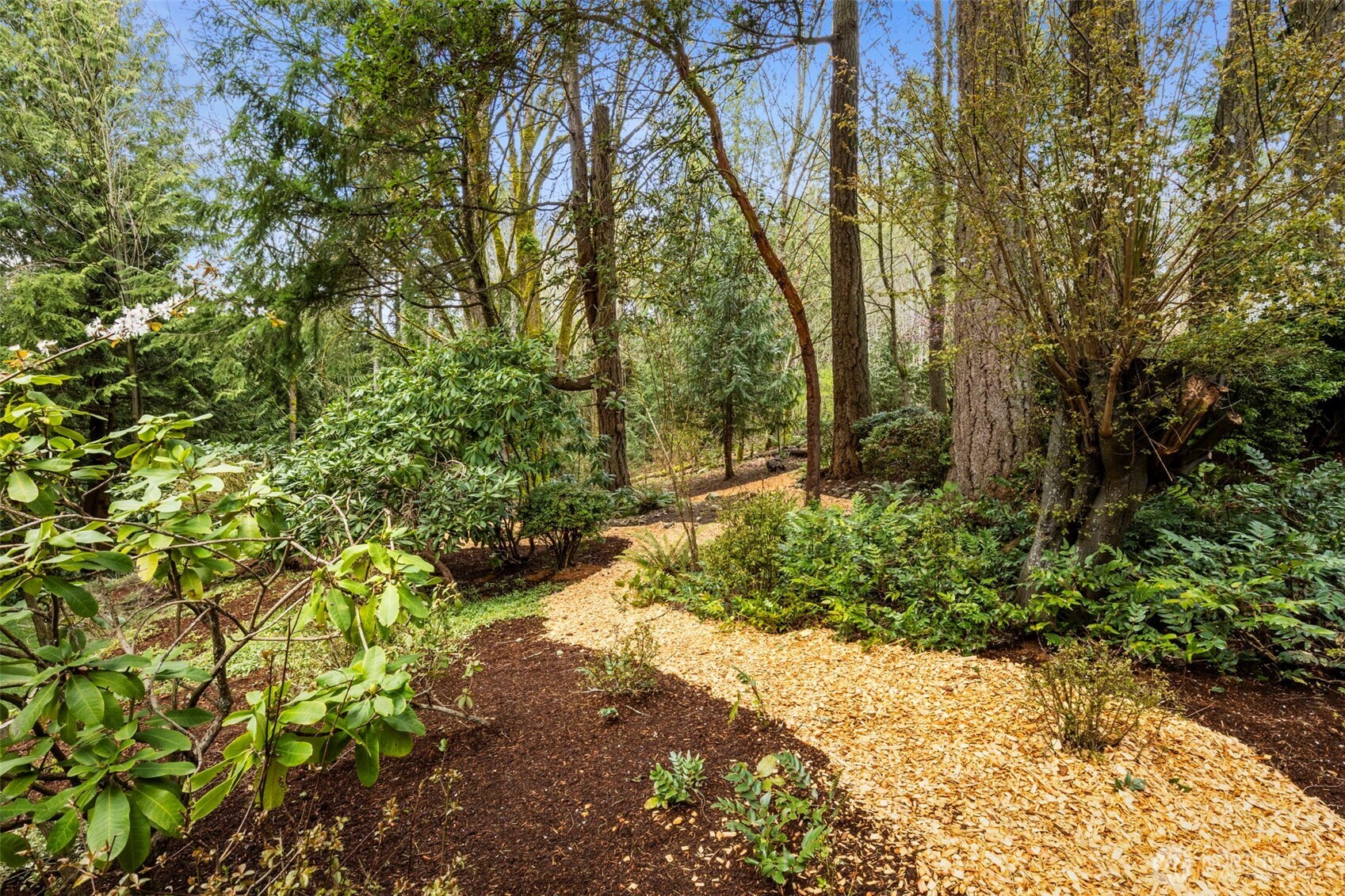 10035 NE Kingston Farm Road