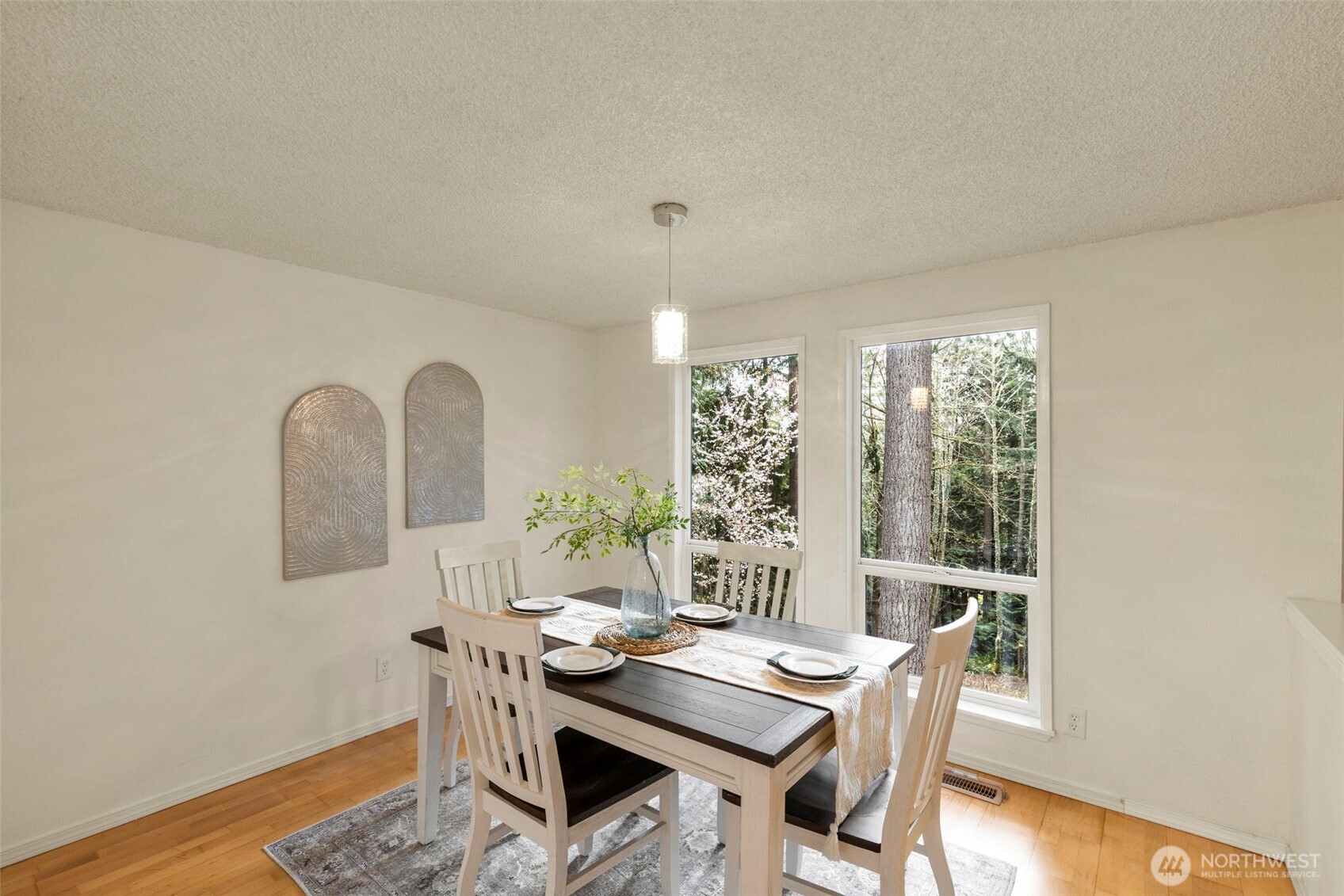 10035 NE Kingston Farm Road