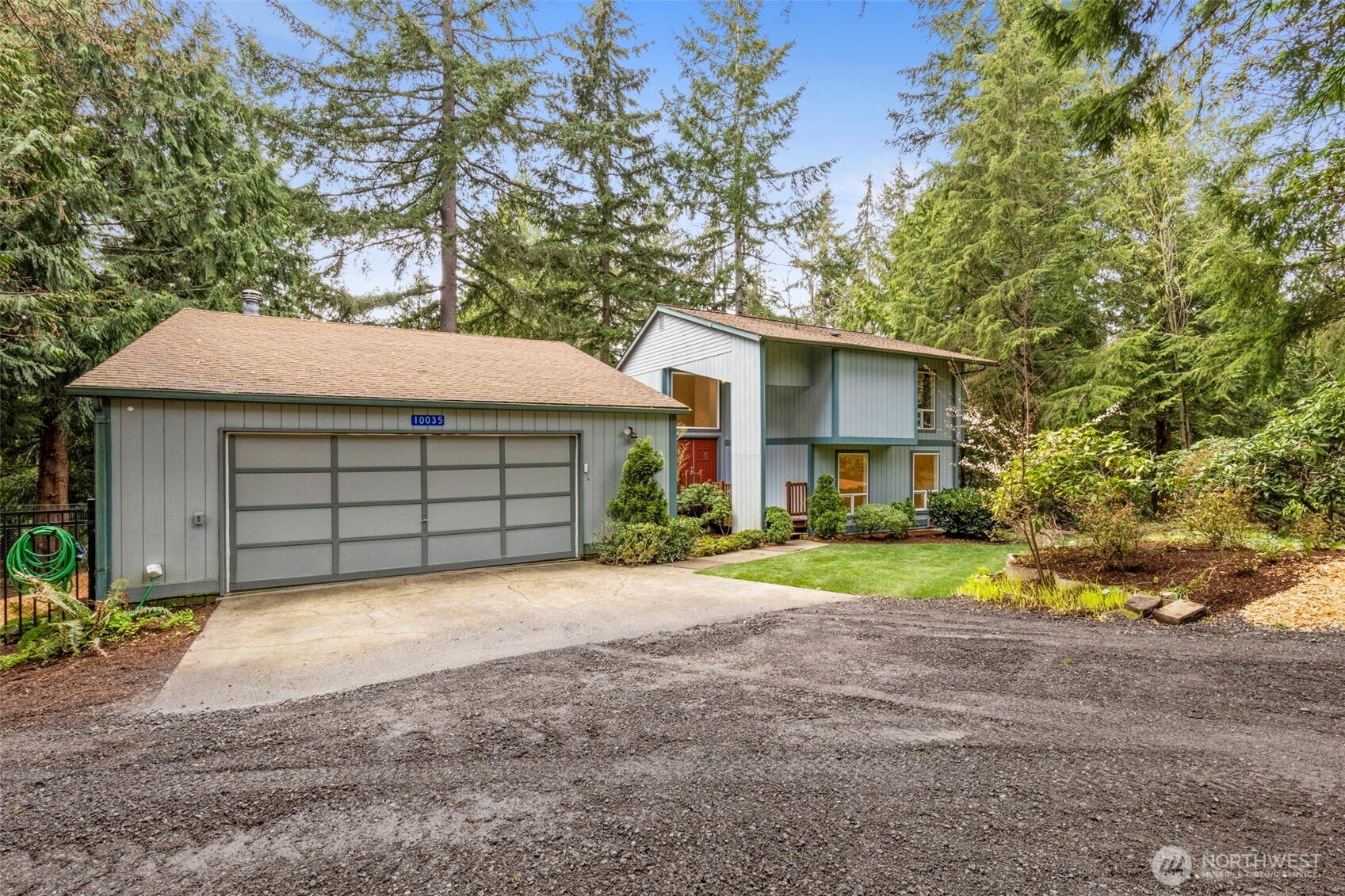 10035 NE Kingston Farm Road