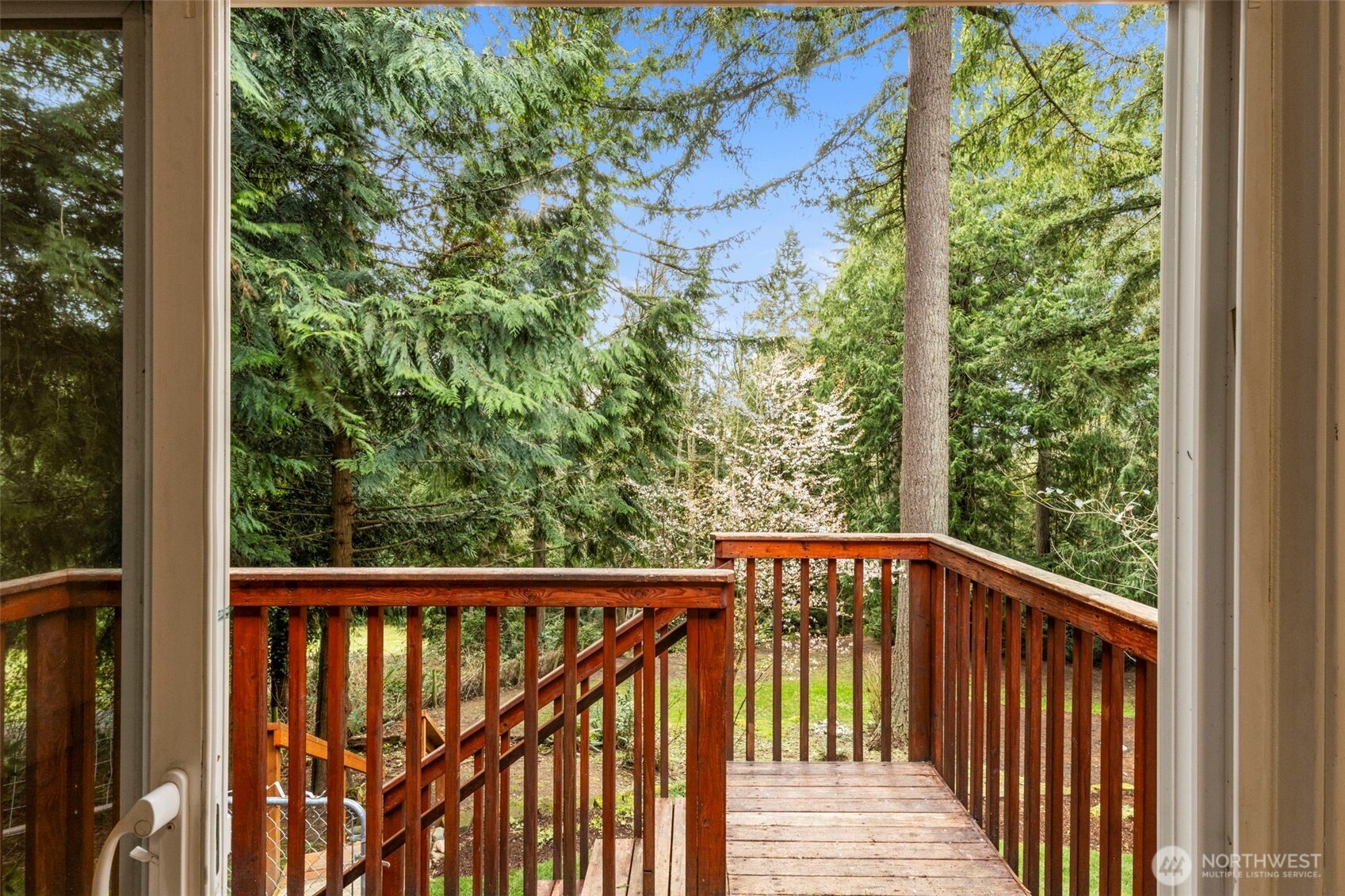 10035 NE Kingston Farm Road