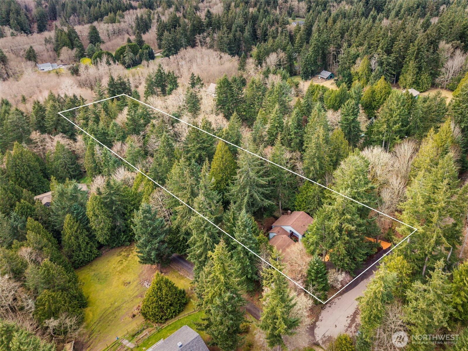 10035 NE Kingston Farm Road