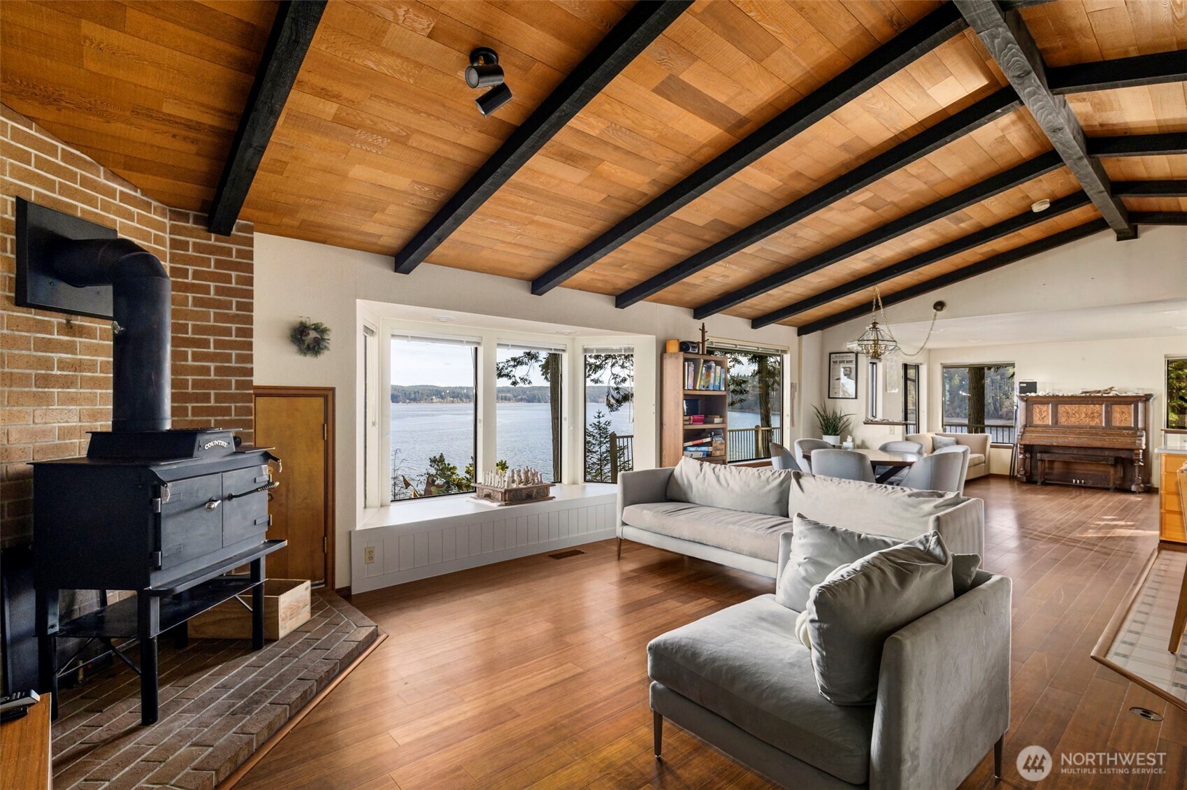 931 Whitney Road