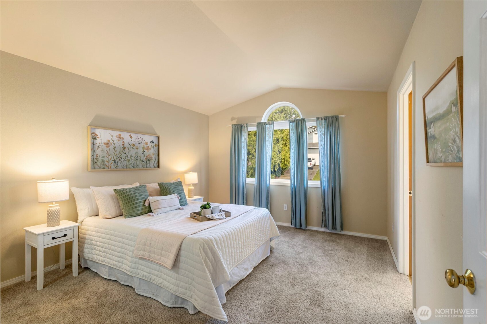 26227 Tuckerman Avenue NE