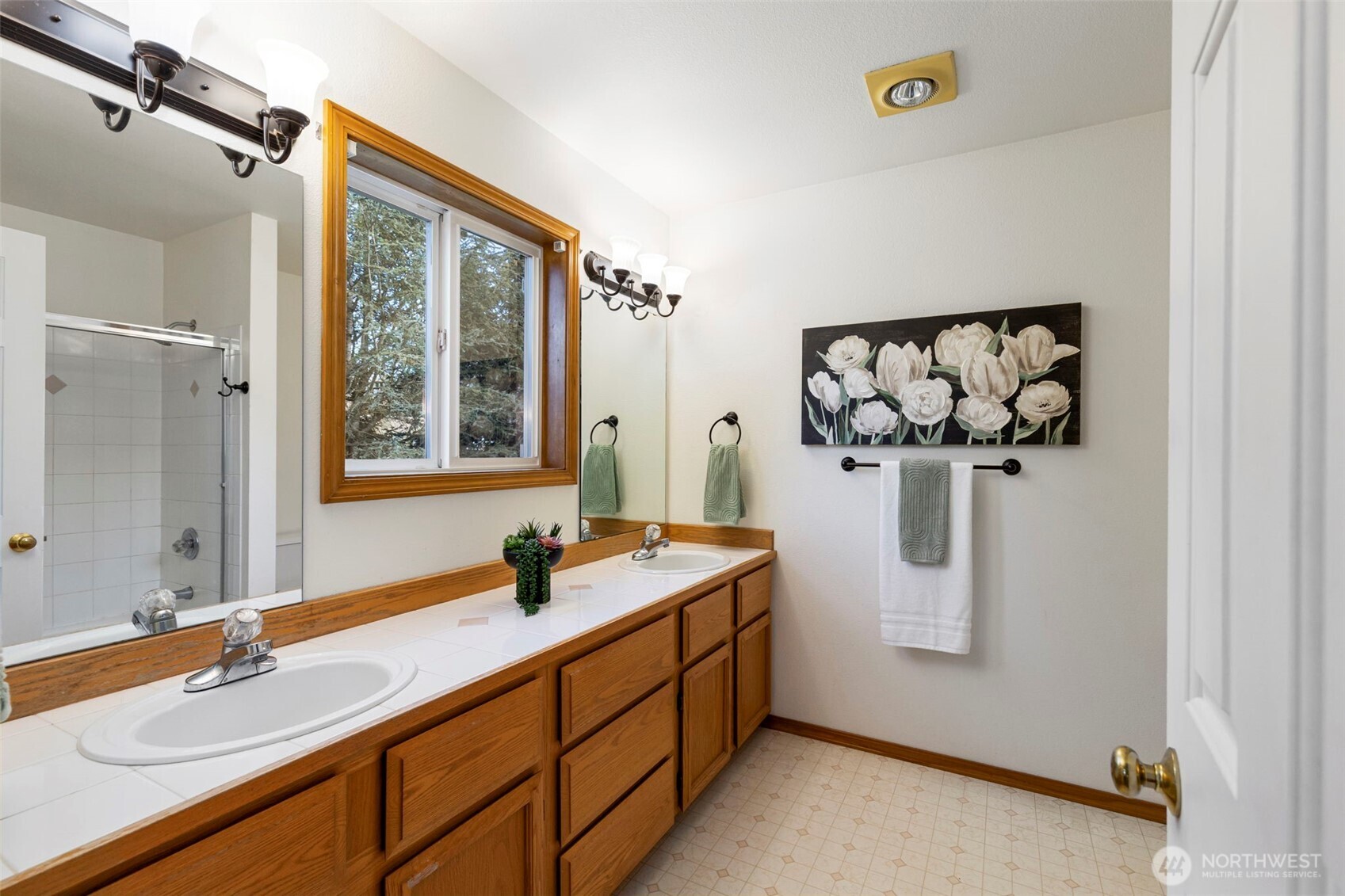 26227 Tuckerman Avenue NE