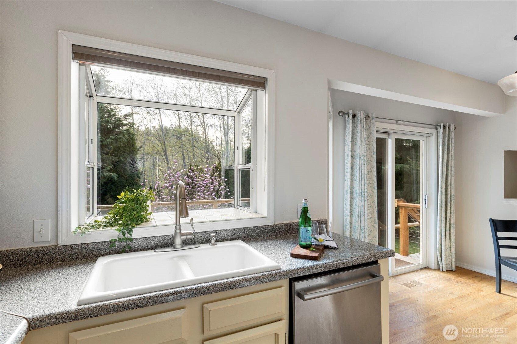 26227 Tuckerman Avenue NE