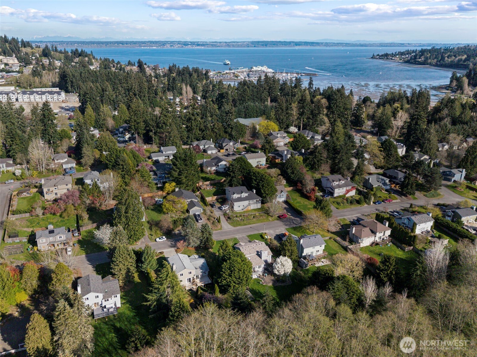 26227 Tuckerman Avenue NE