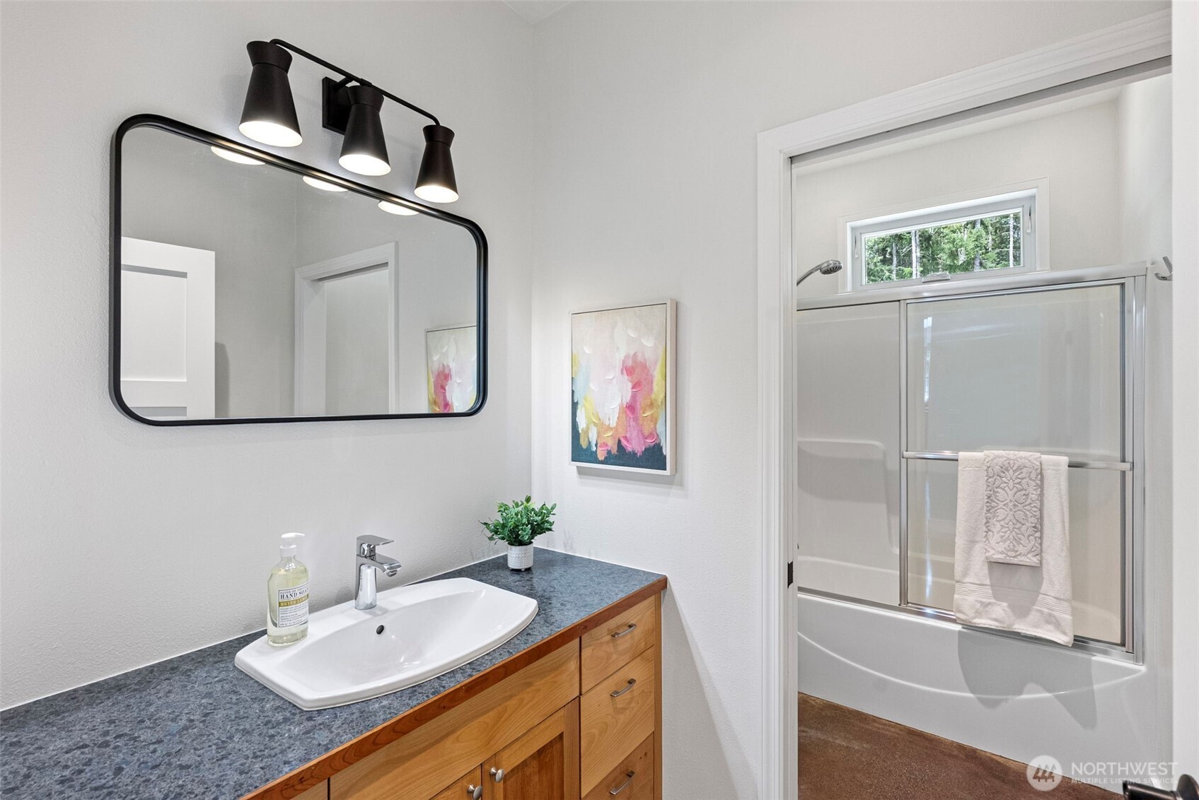 1002 NW Thompson Road