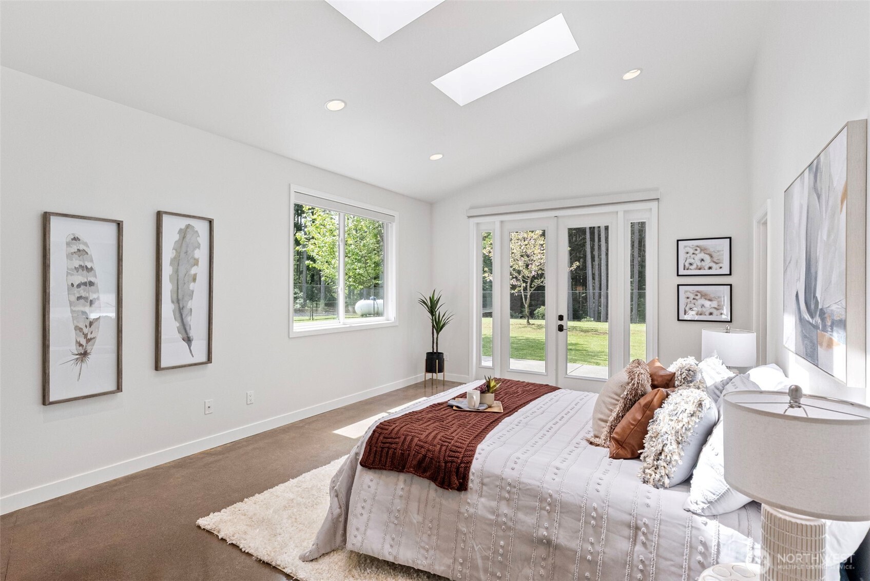 1002 NW Thompson Road