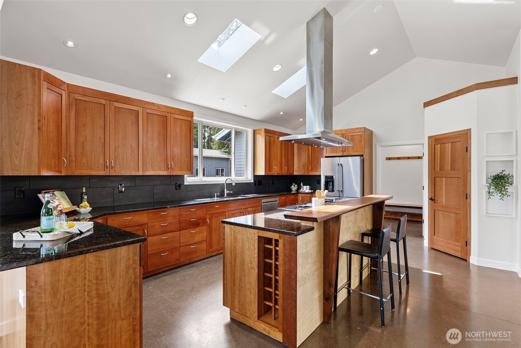 1002 NW Thompson Road