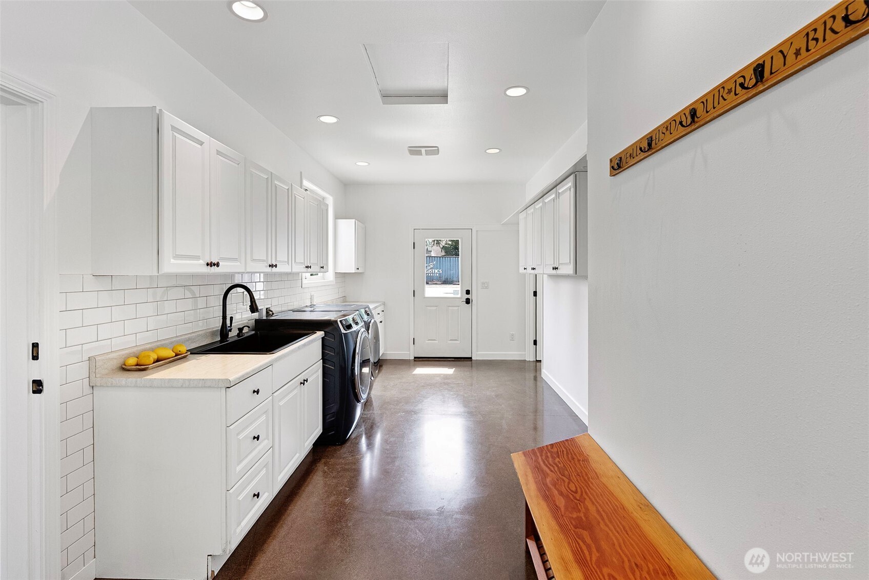 1002 NW Thompson Road