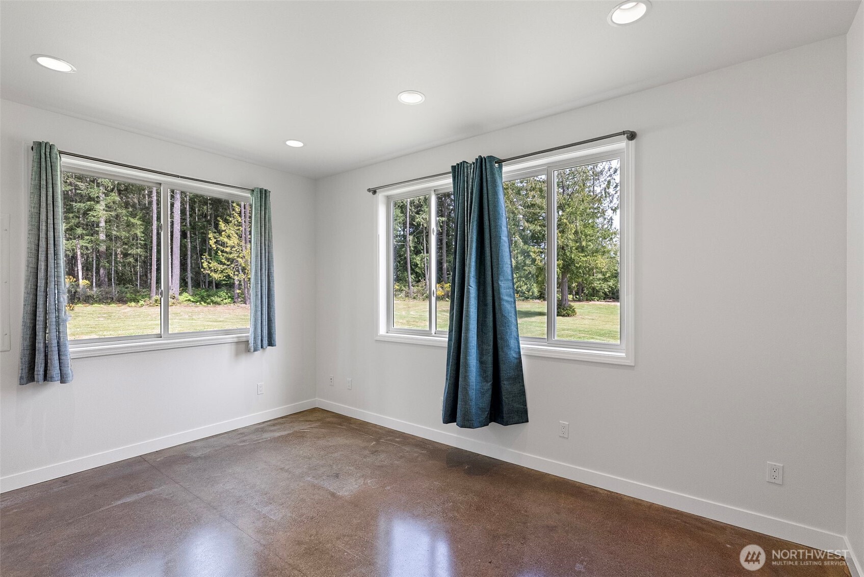 1002 NW Thompson Road