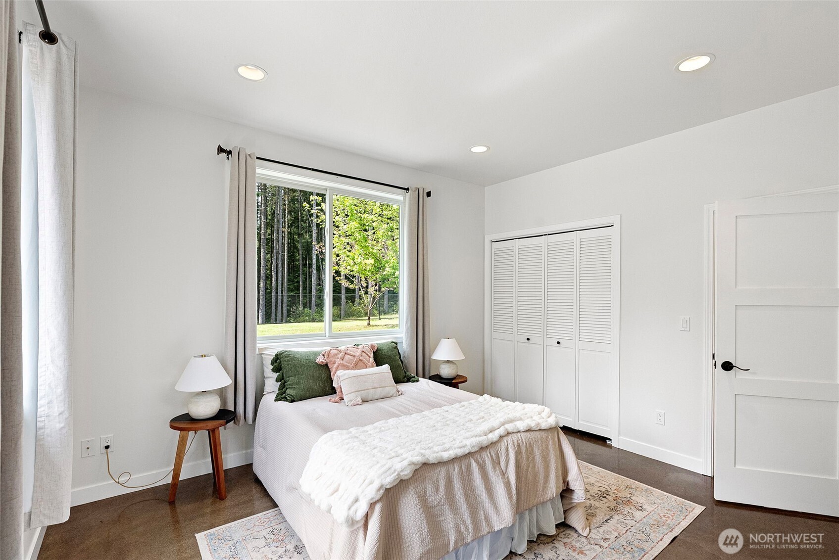 1002 NW Thompson Road