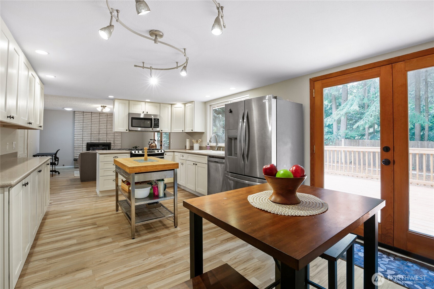 8200 NE View Ridge Lane