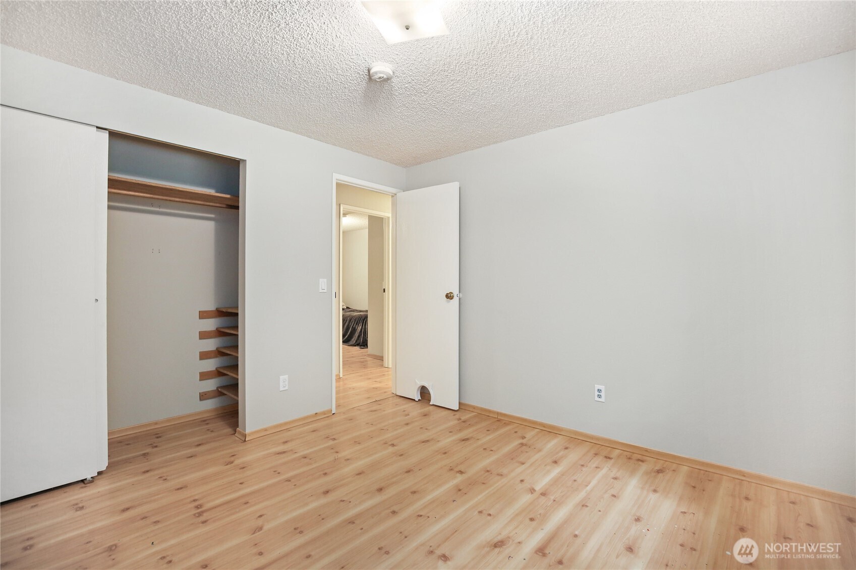 8200 NE View Ridge Lane