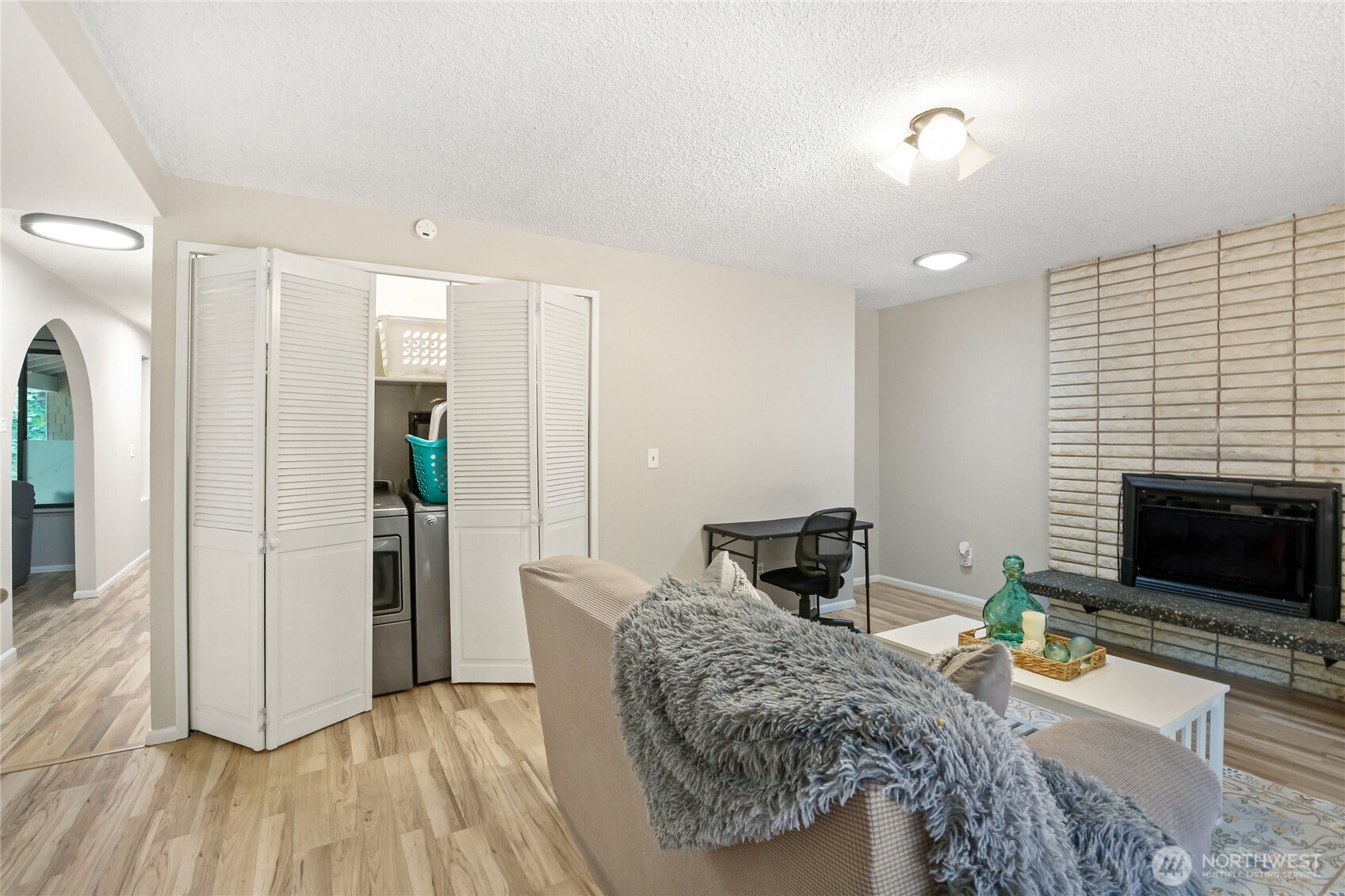 8200 NE View Ridge Lane