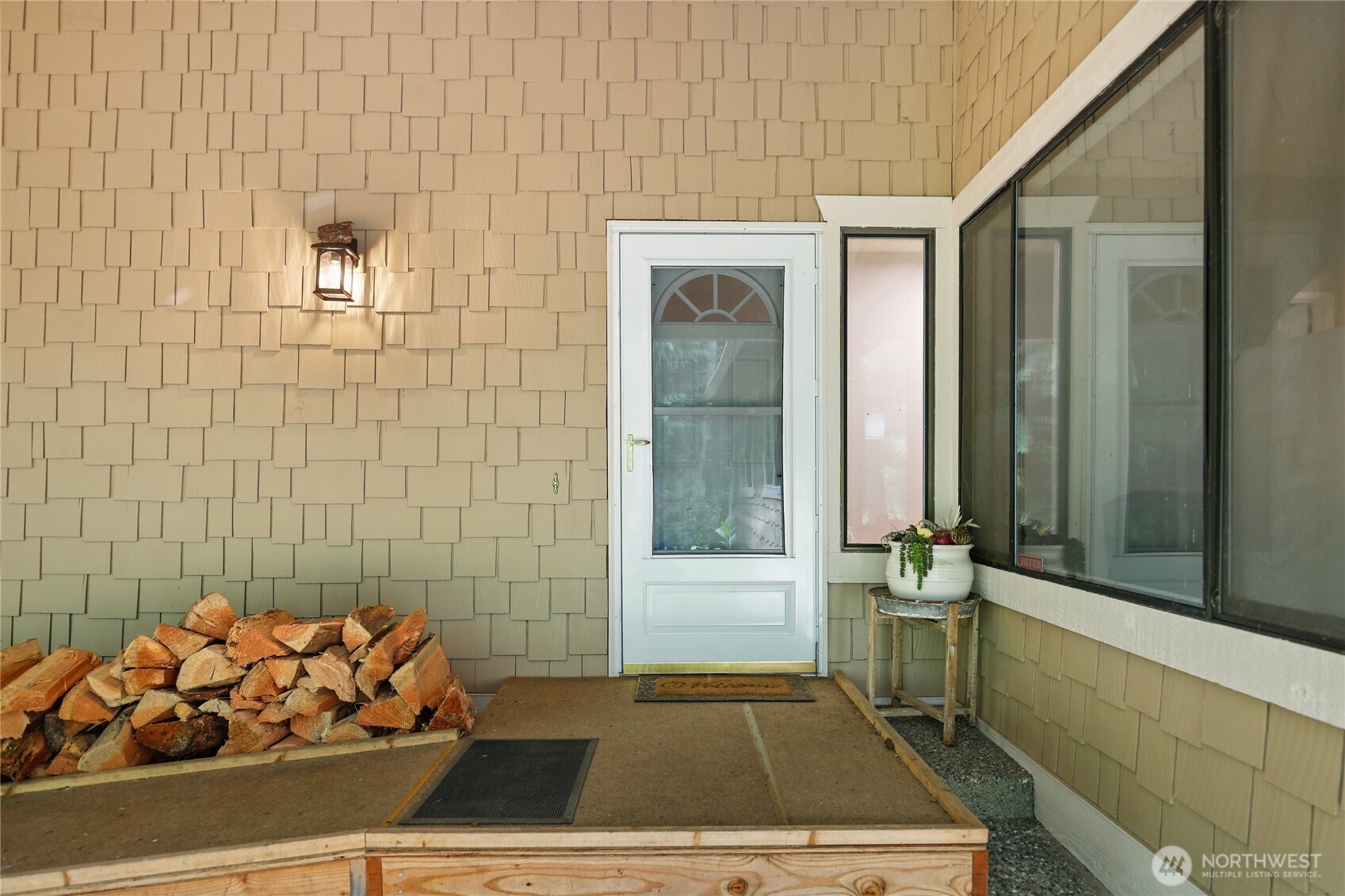 8200 NE View Ridge Lane